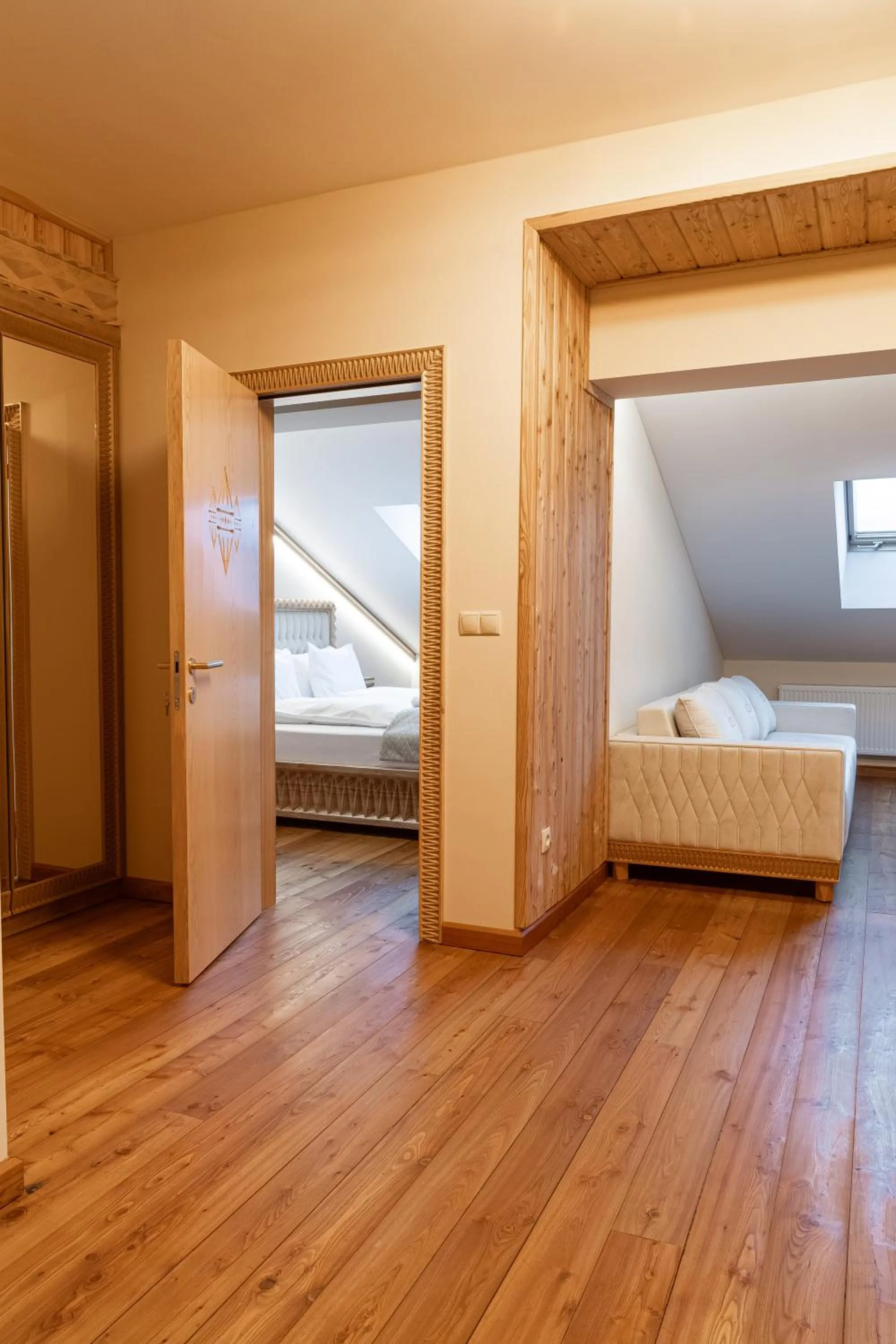 Bed in Mountain Diamond Resort