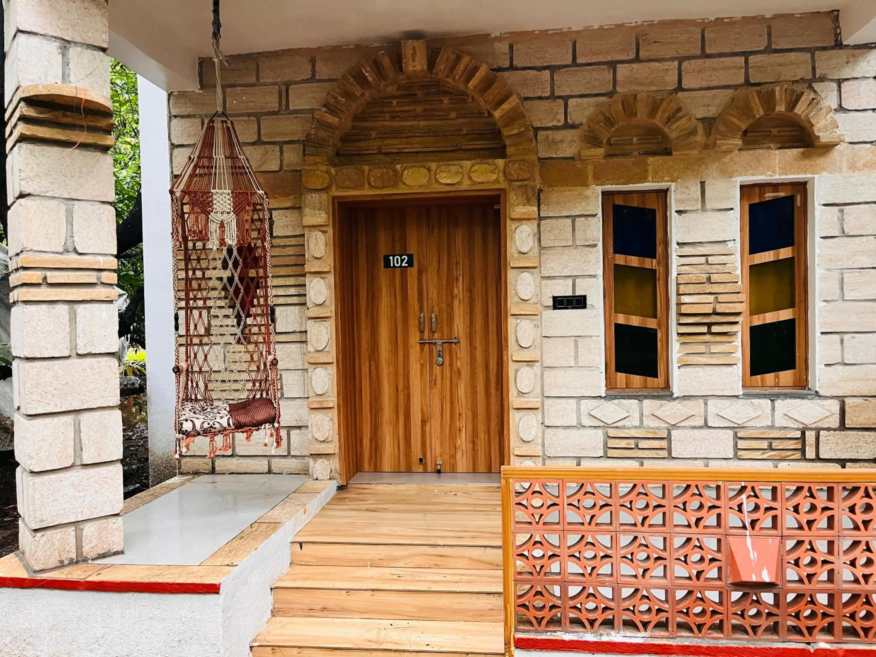 Facade/entrance in Brook Ville