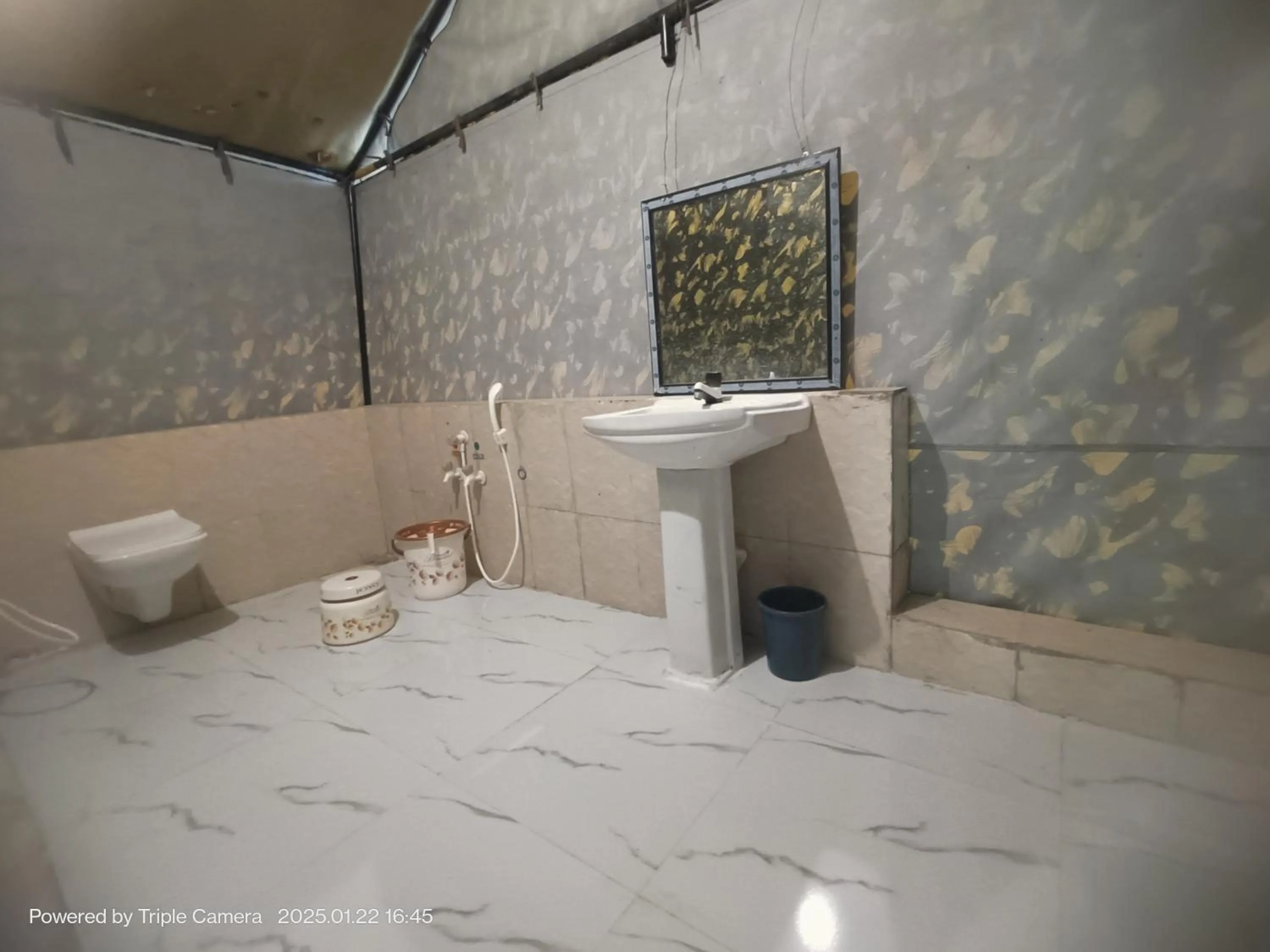 Toilet in Brook Ville