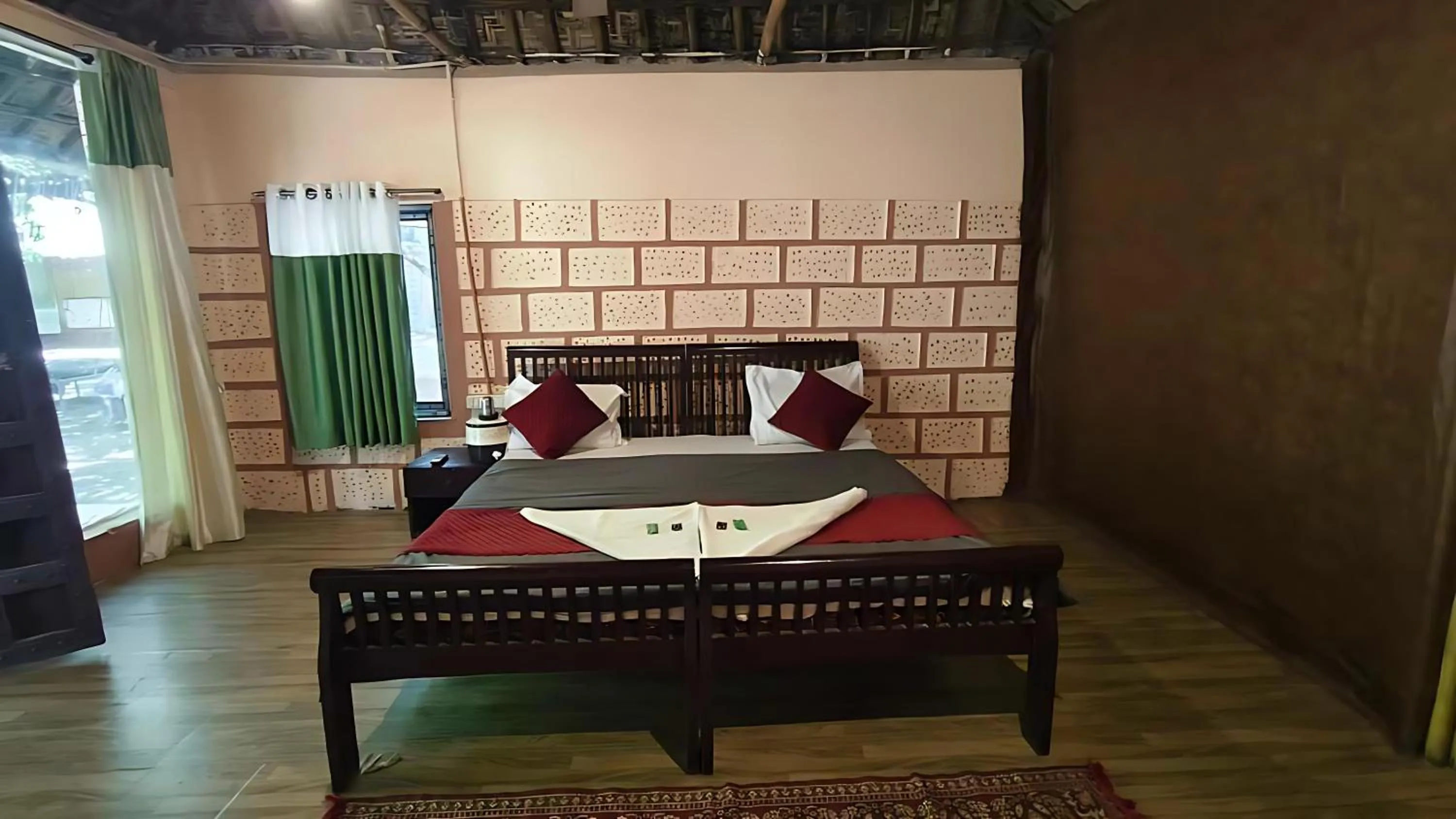 Bedroom, Bed in Brook Ville