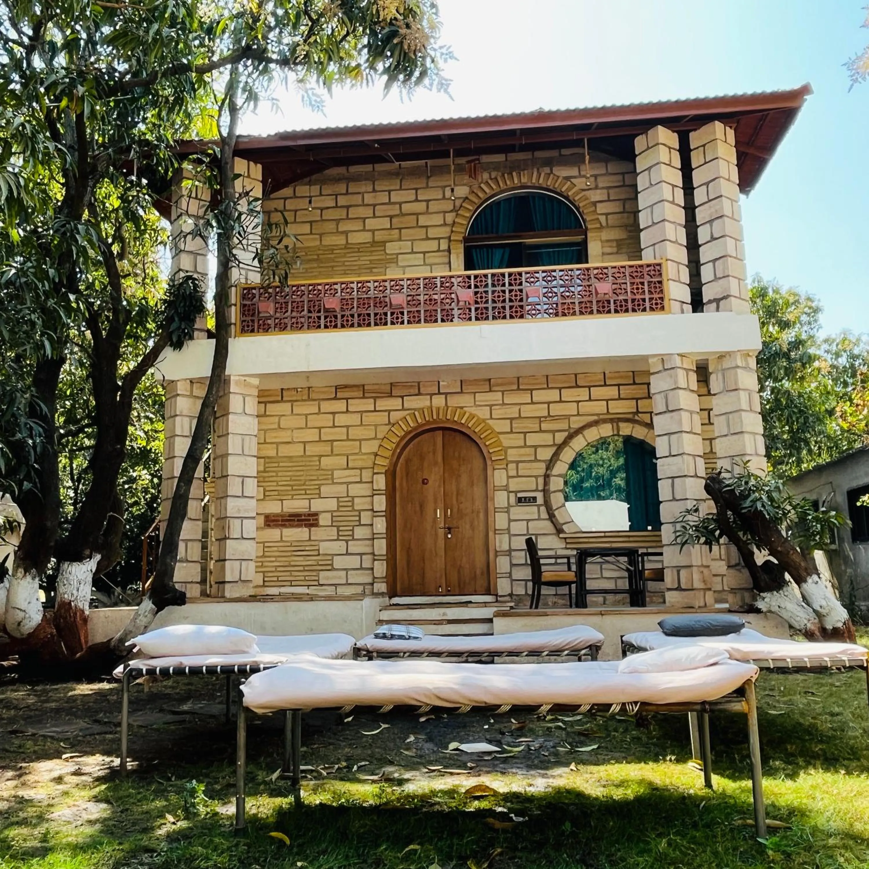 Property building in Brook Ville