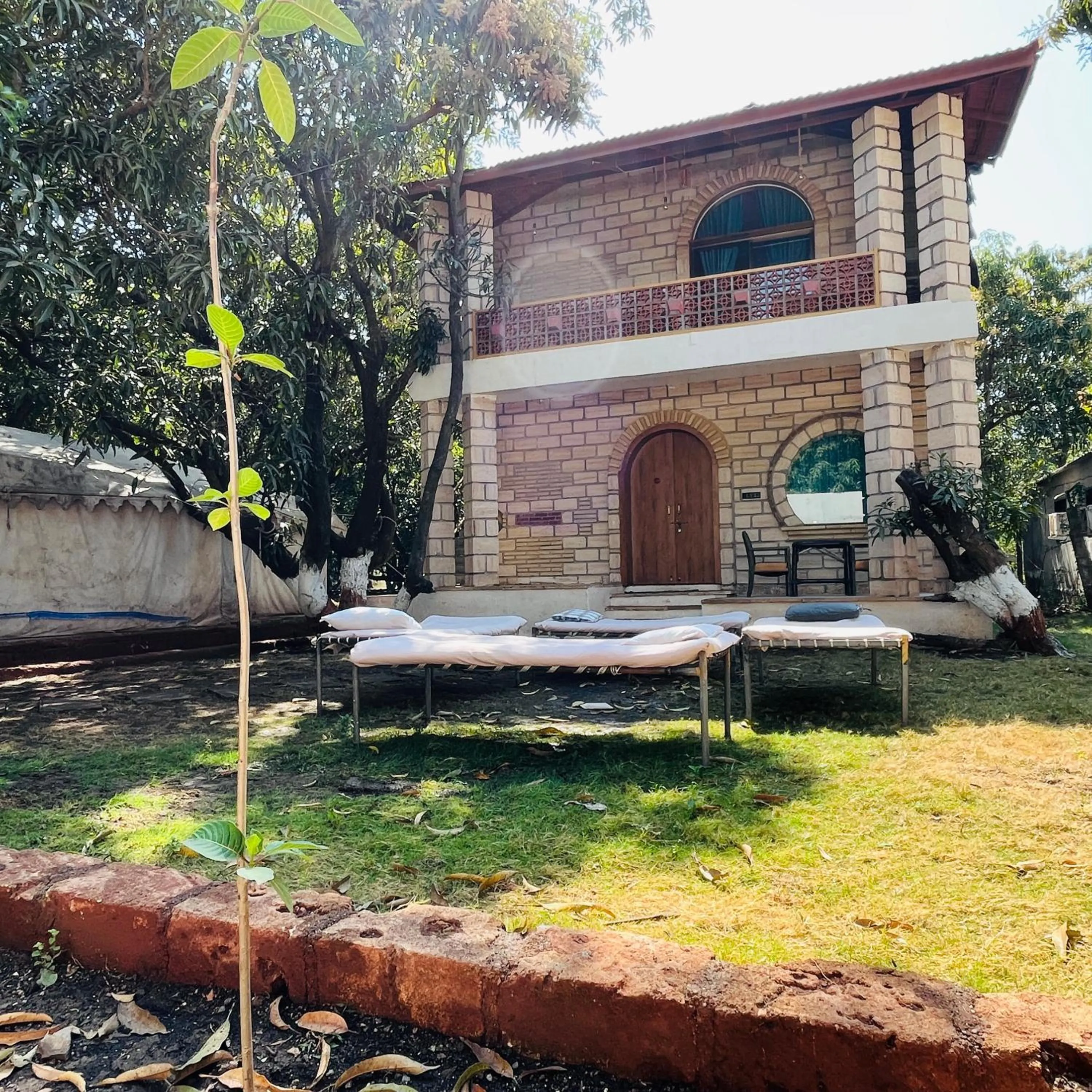 Property building in Brook Ville