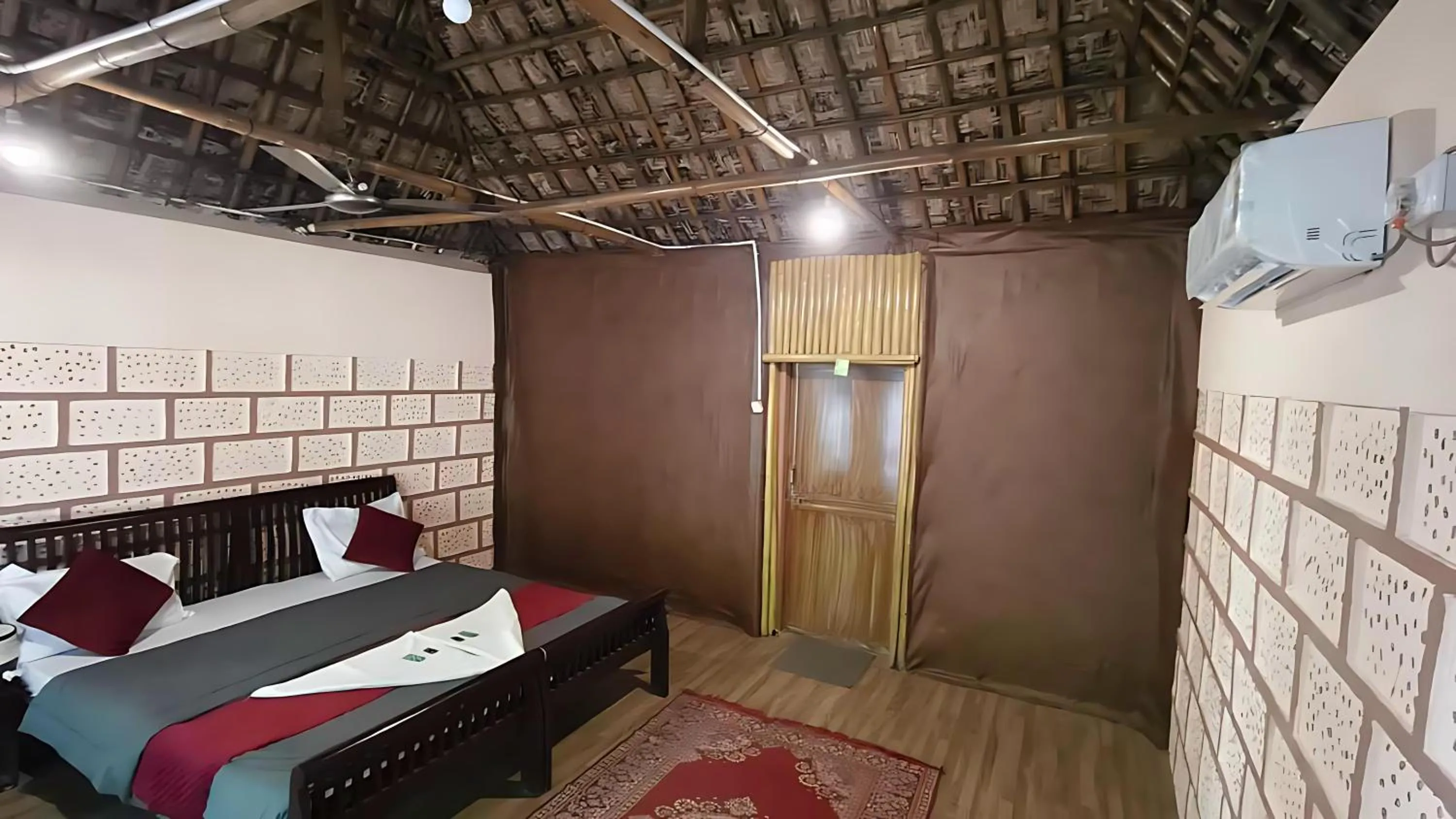 Bedroom, Bed in Brook Ville