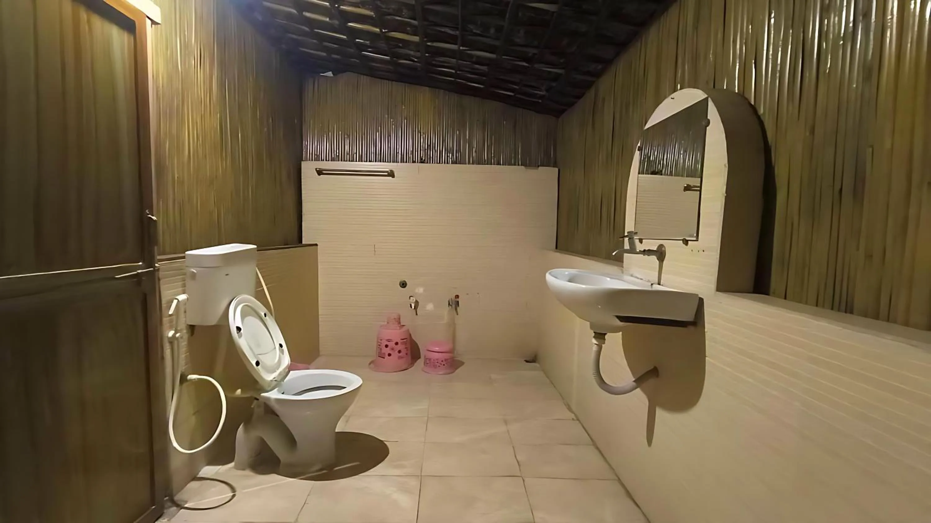 Shower in Brook Ville