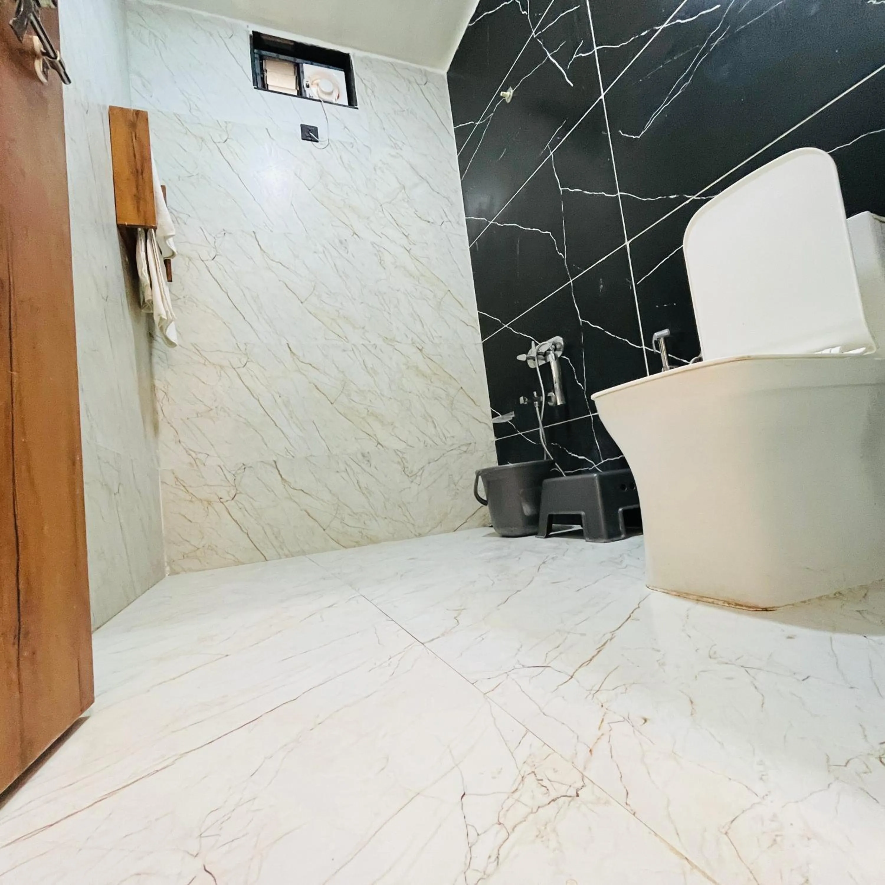 Shower in Brook Ville