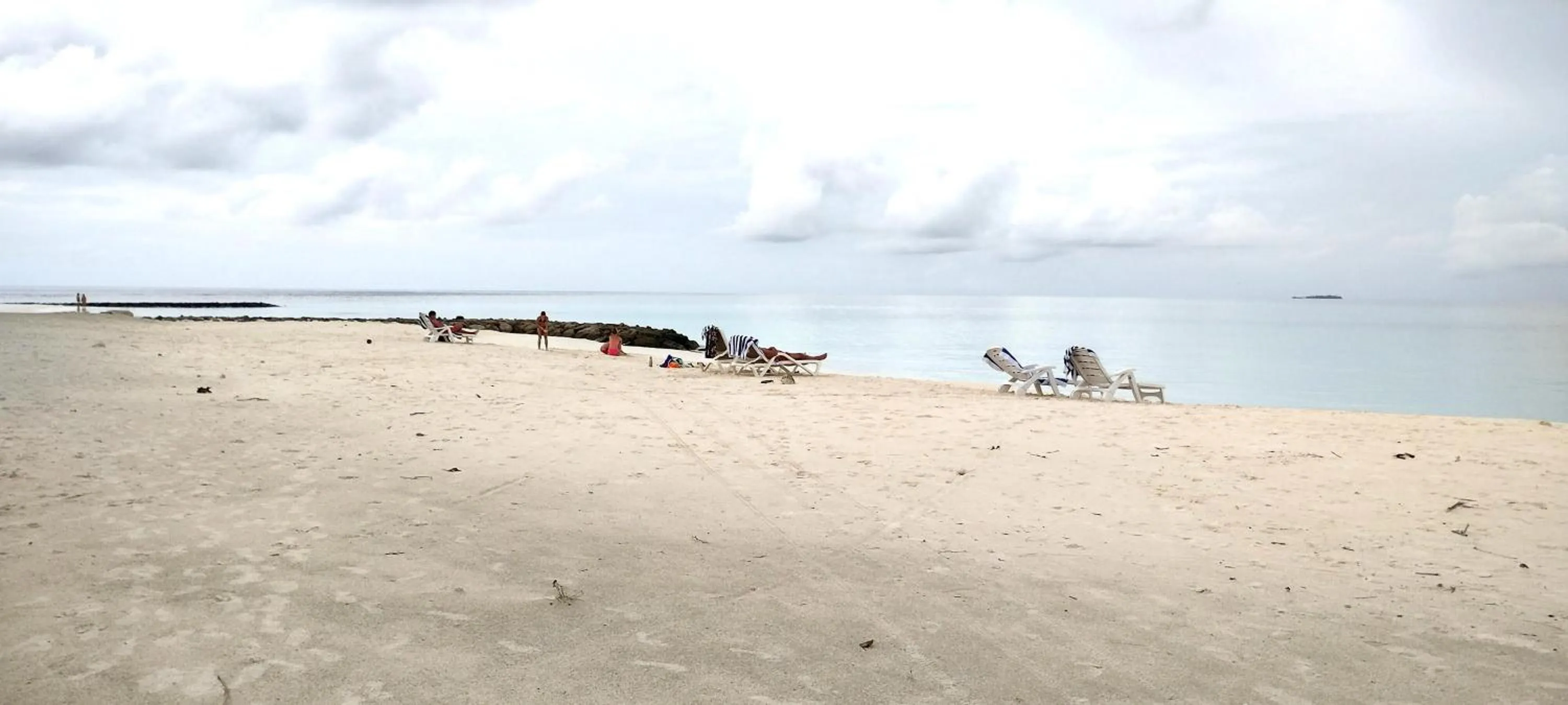 Beach in Madi Grand Maldives