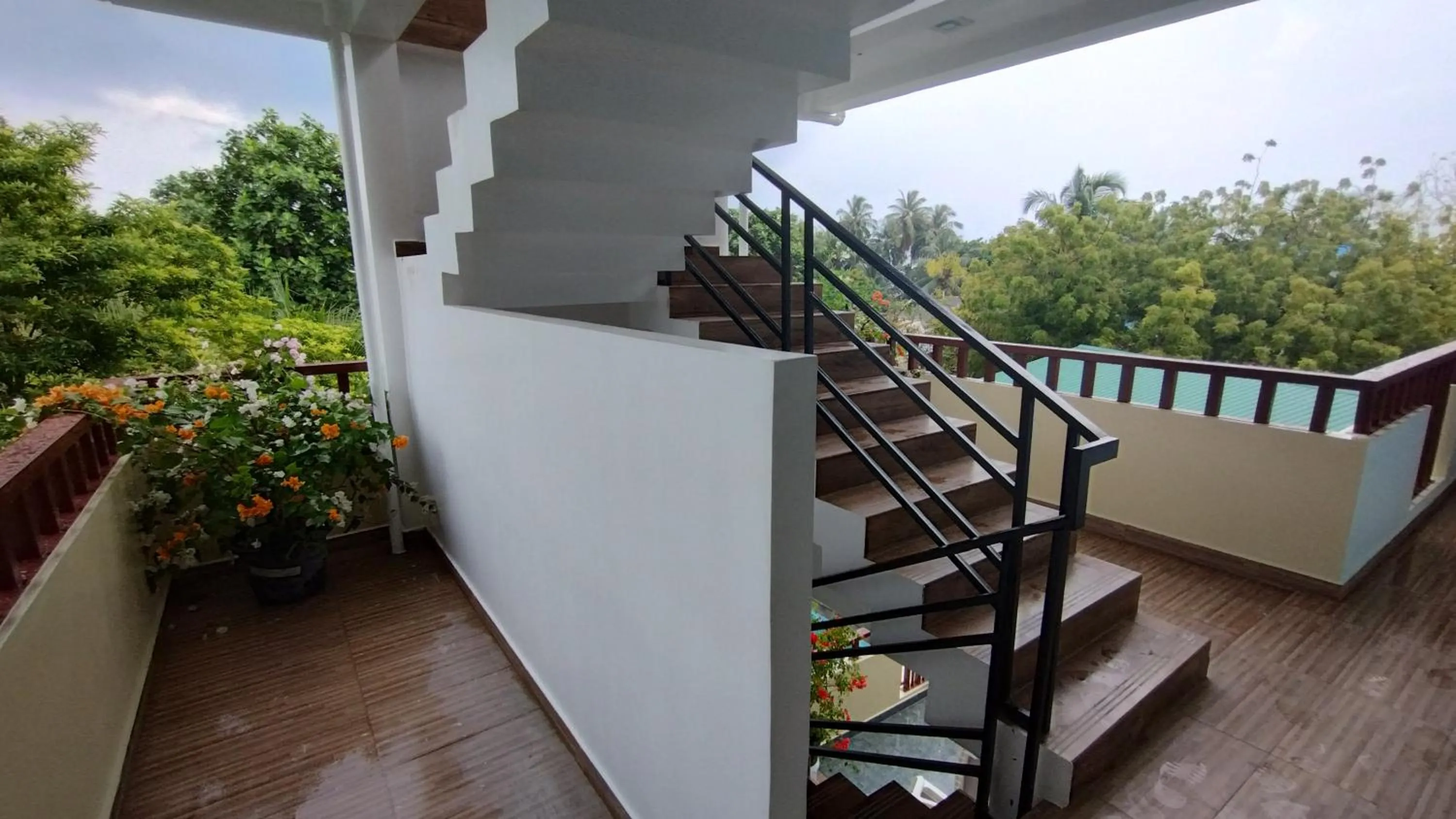 Day in Madi Grand Maldives