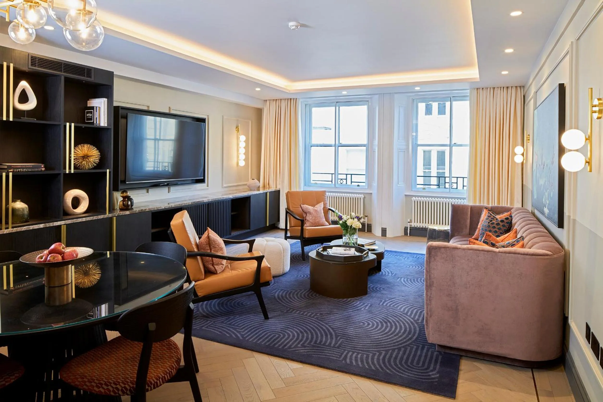 Living room in Cheval Hyde Park Gate