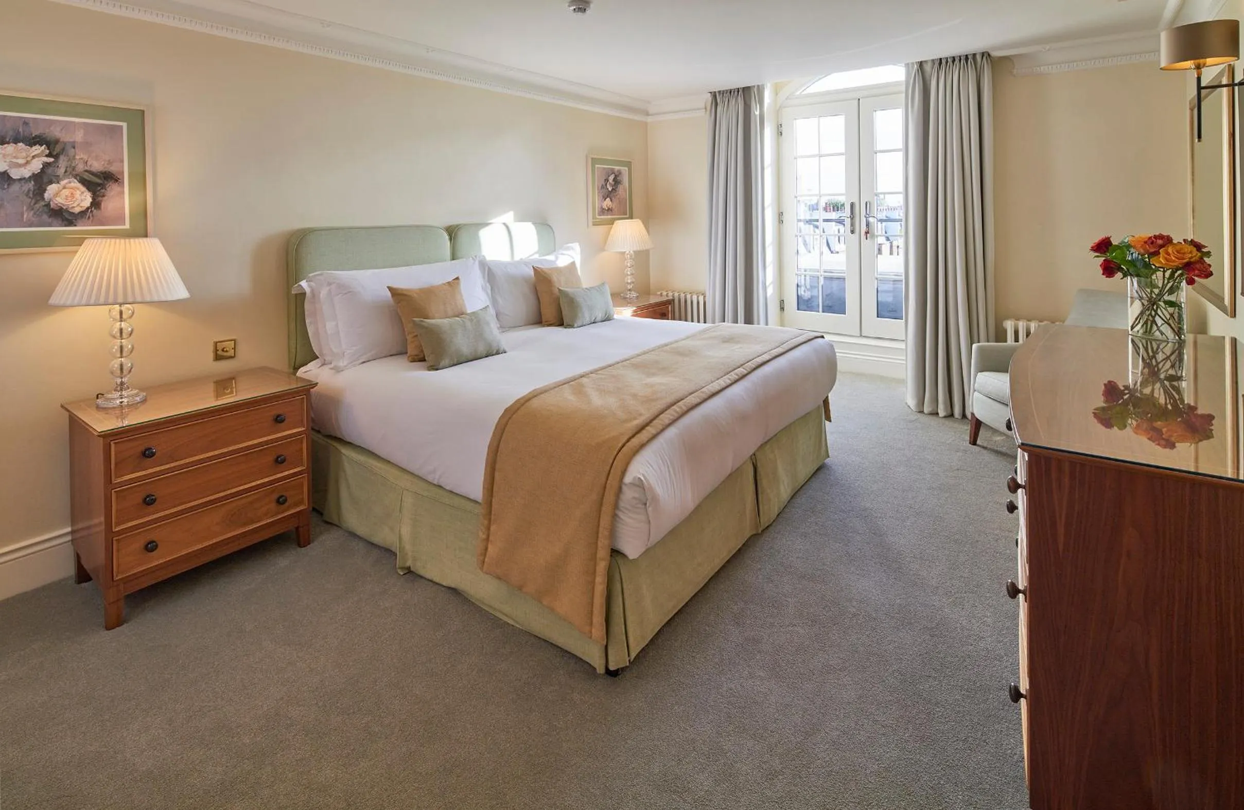 Bedroom, Bed in Cheval Hyde Park Gate