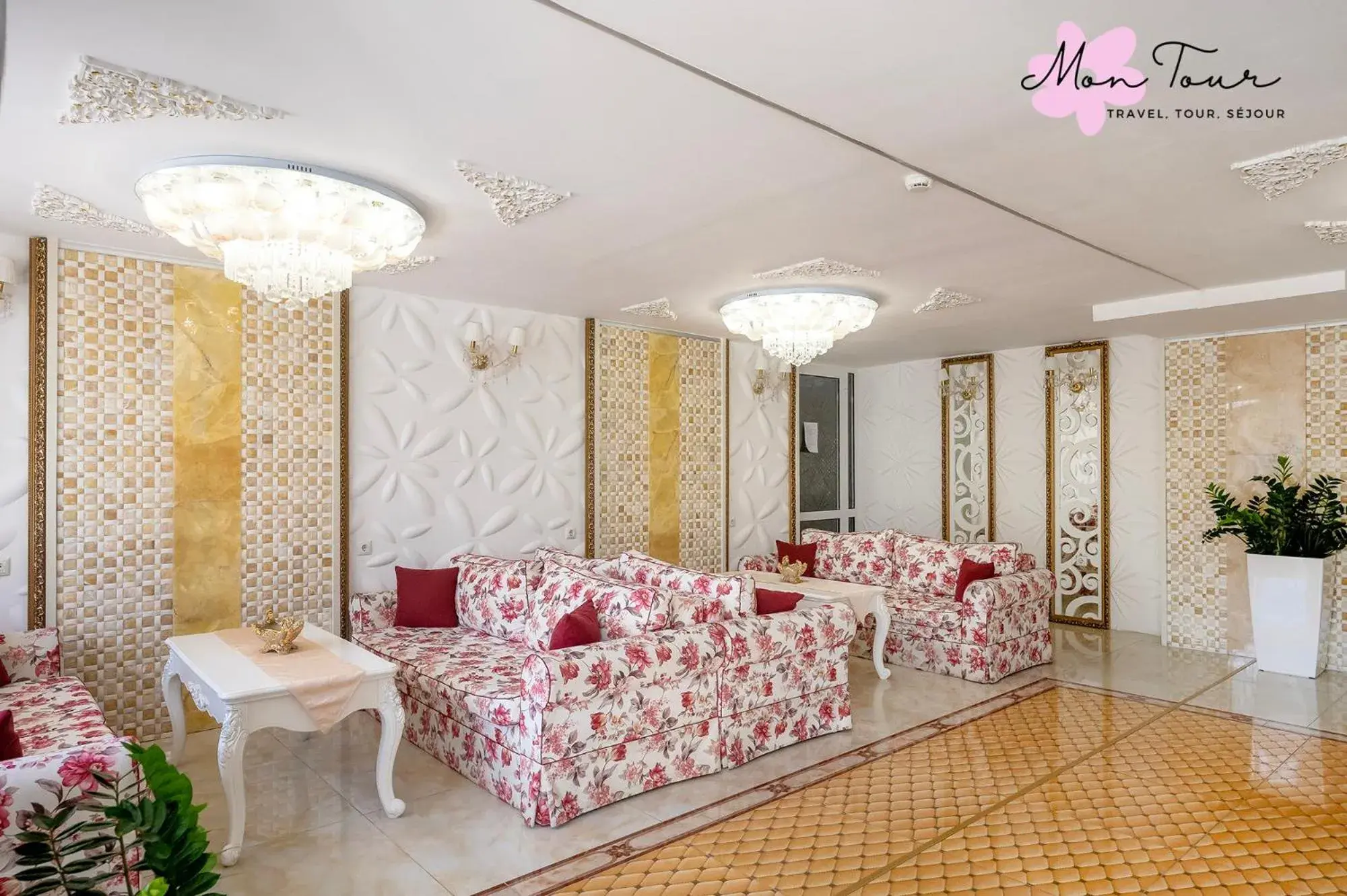 Lobby or reception in Mon Tour apartments Lobby or reception in Mon Tour apartments