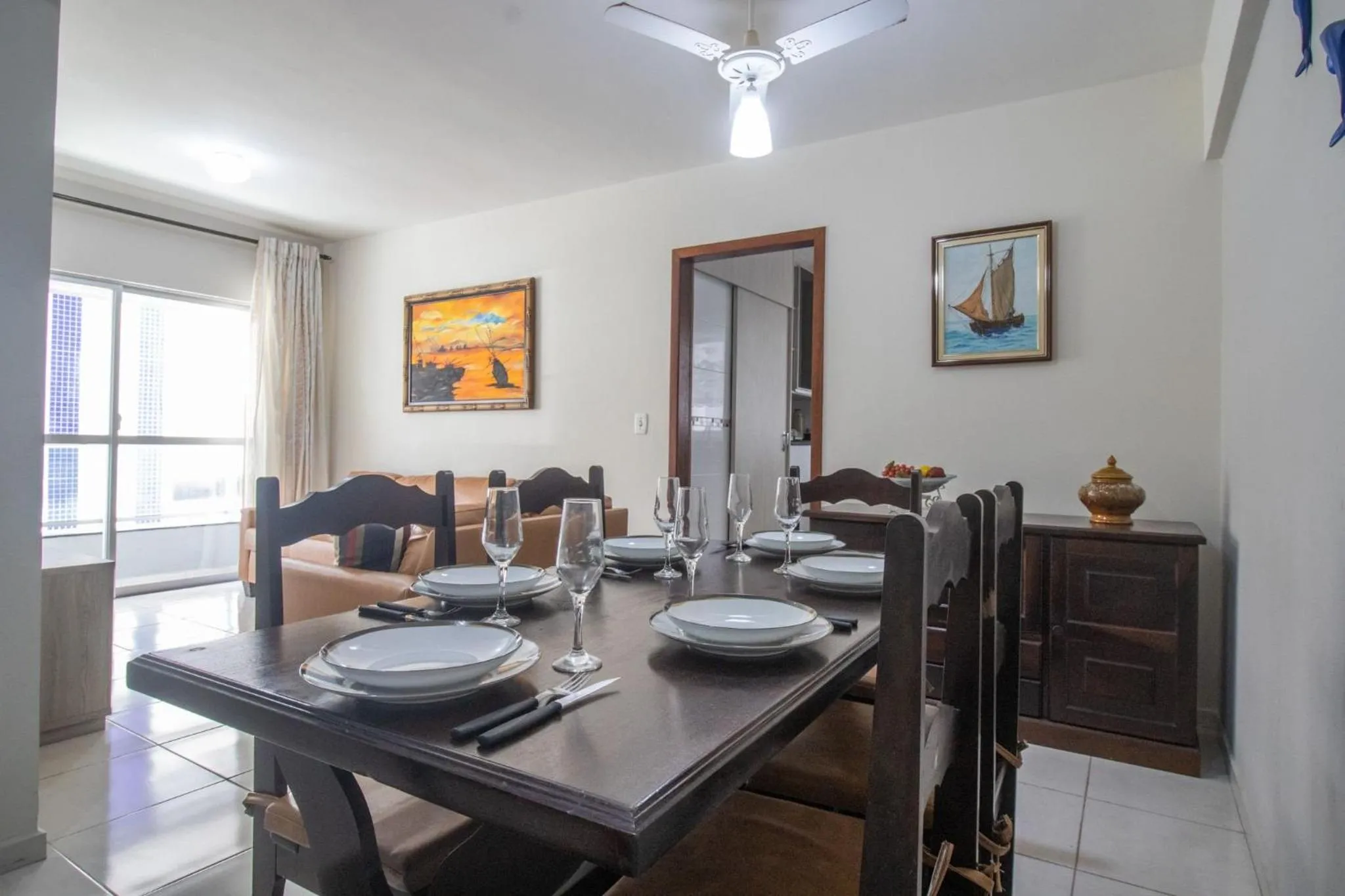Dining area in VNZ42B - Climatizado, Quadra Mar, Garagem, Wi-Fi