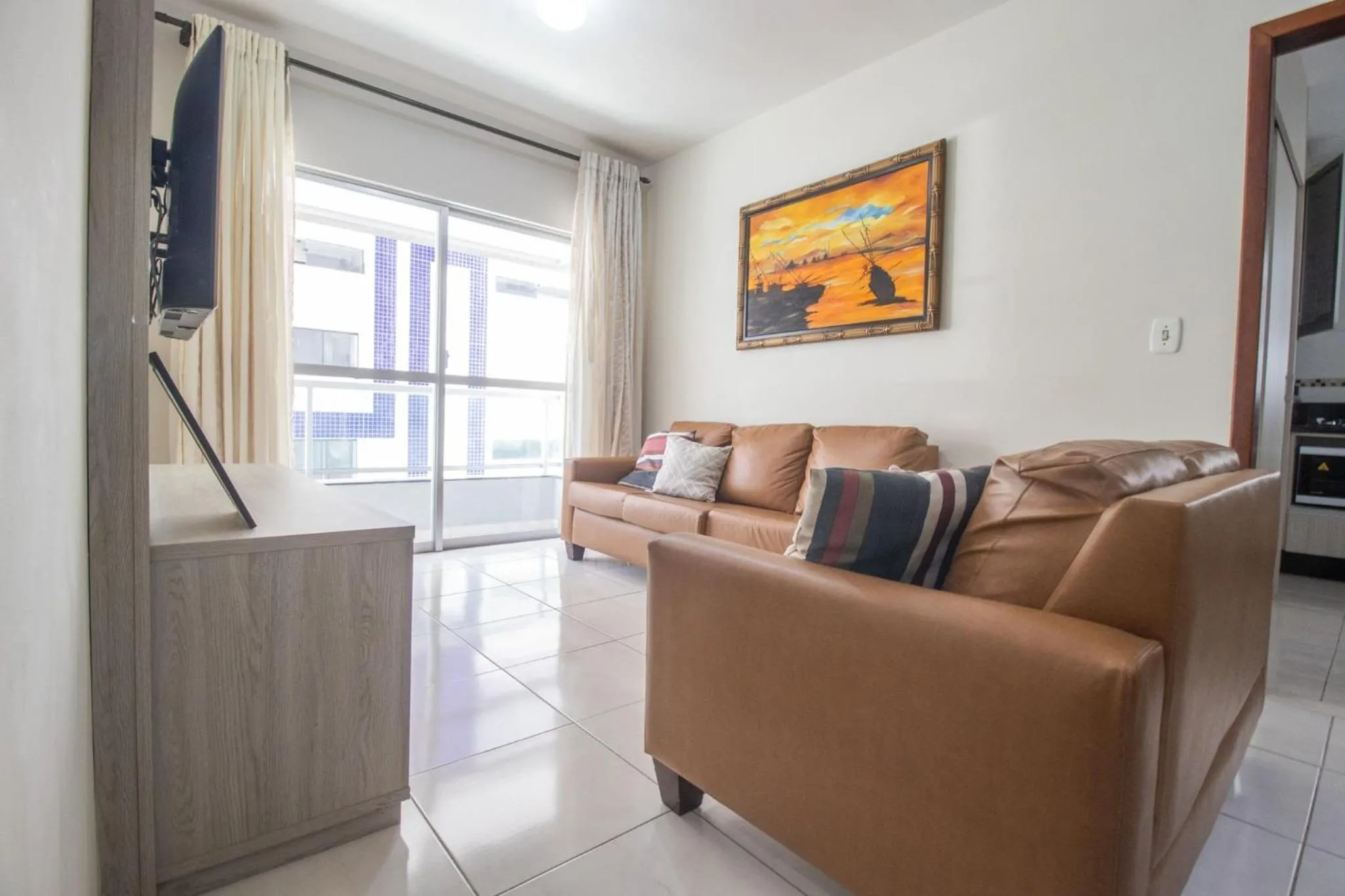 Living room in VNZ42B - Climatizado, Quadra Mar, Garagem, Wi-Fi