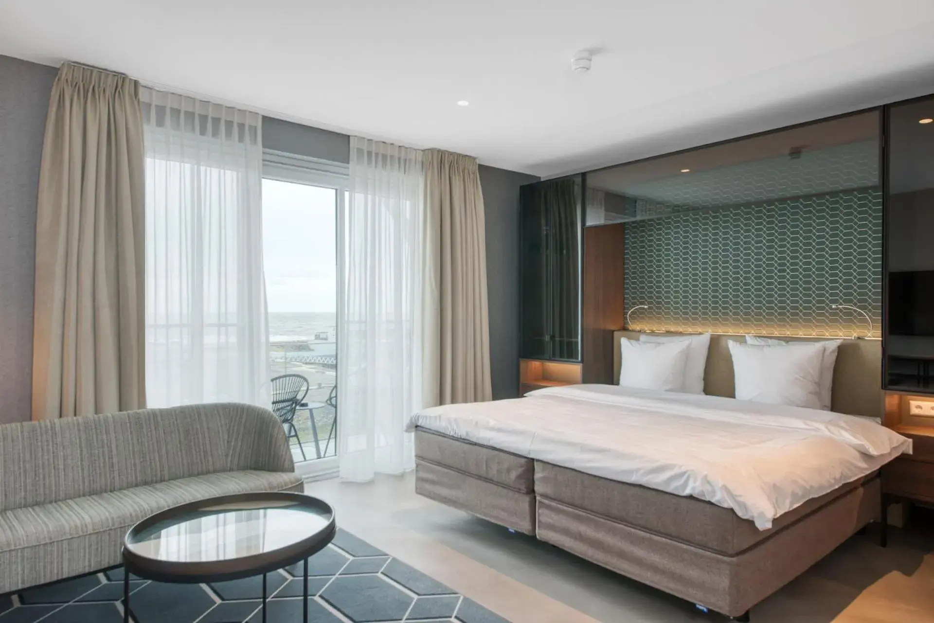 Comfort room with Sea View in Hotel de Schelde Comfort room with Sea View in Hotel de Schelde