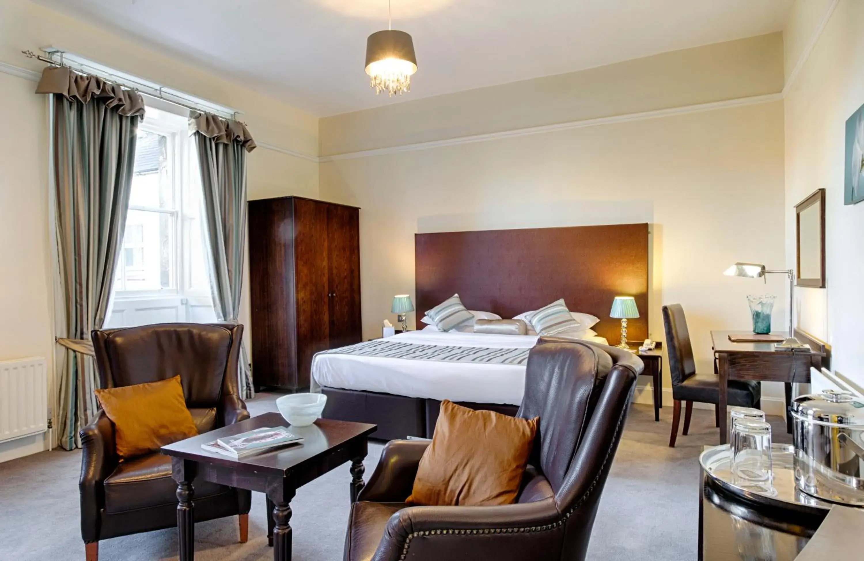 Executive Twin Room in White Swan Hotel Executive Twin Room in White Swan Hotel