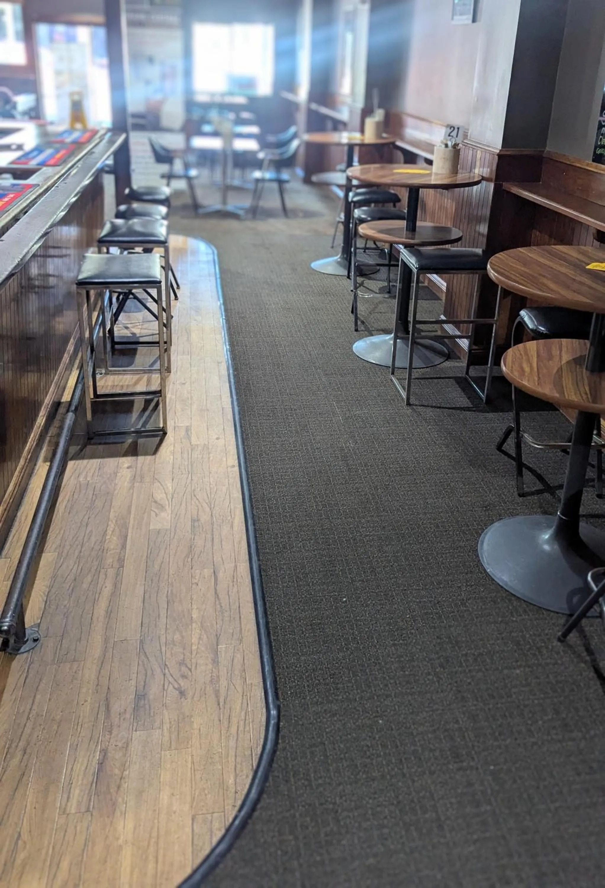 Restaurant/places to eat in GRAND CENTRAL HOTEL PROSERPINE