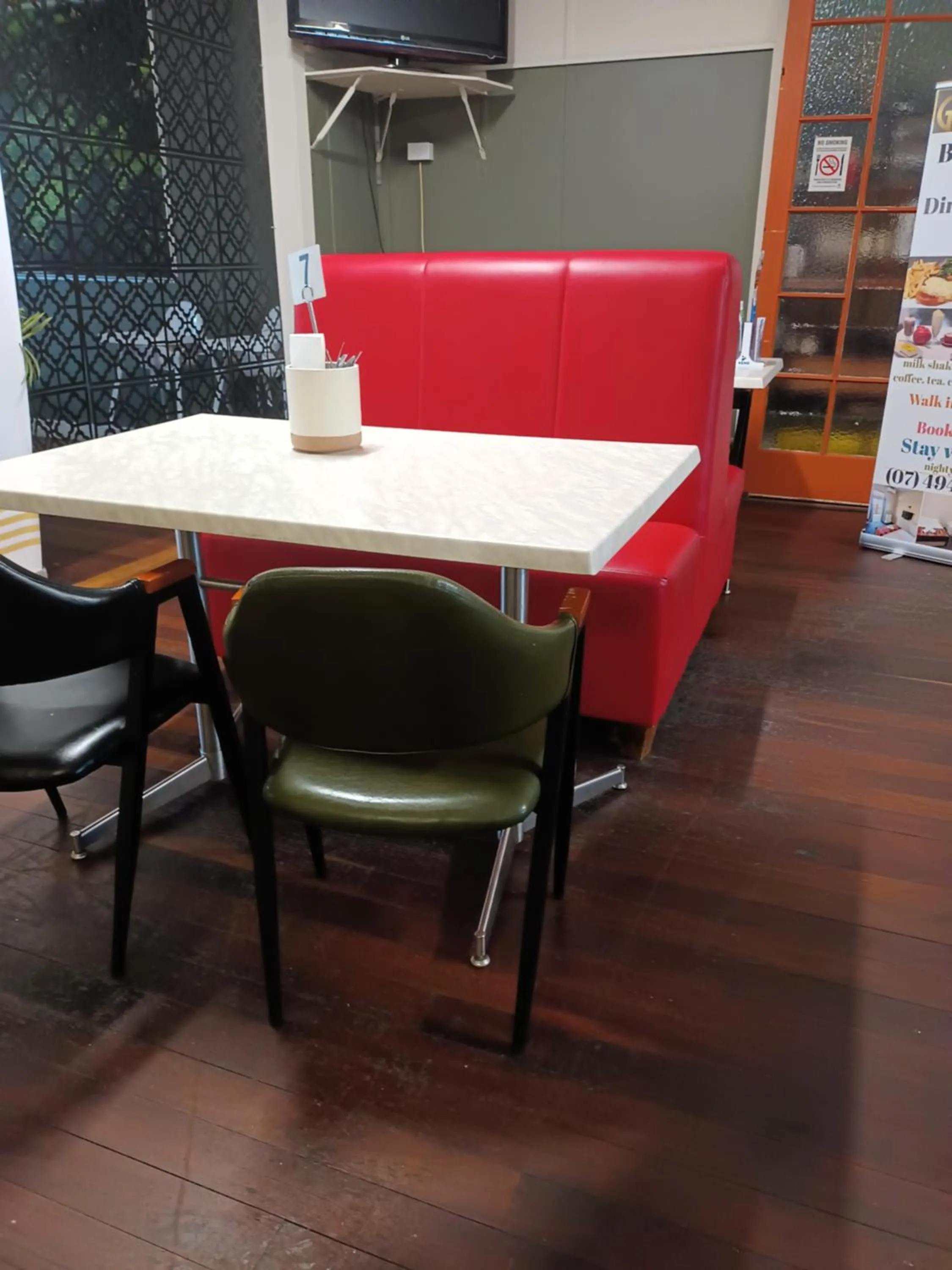 Restaurant/places to eat in GRAND CENTRAL HOTEL PROSERPINE