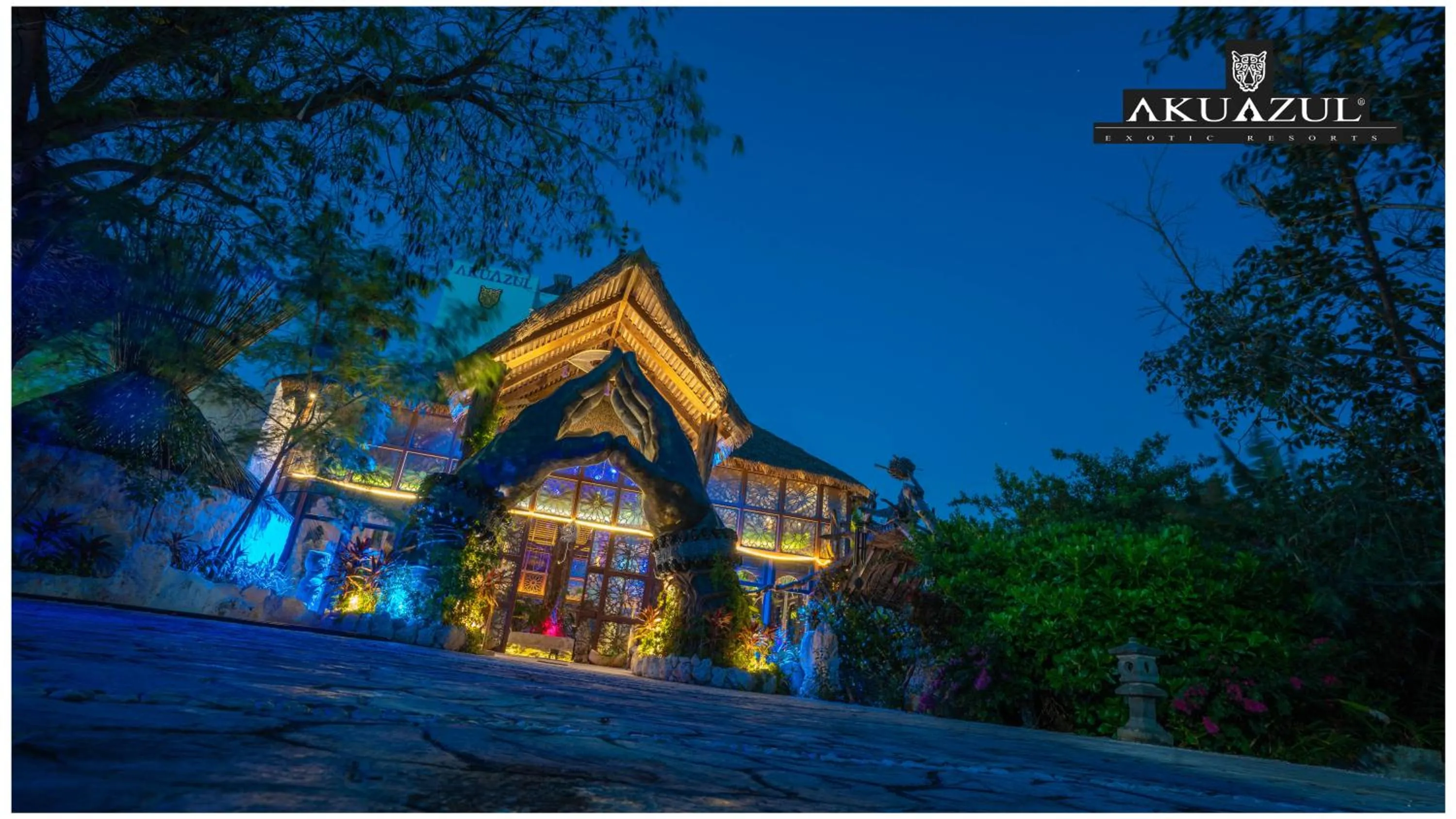 Property building in Akuazul Resorts Adults Only