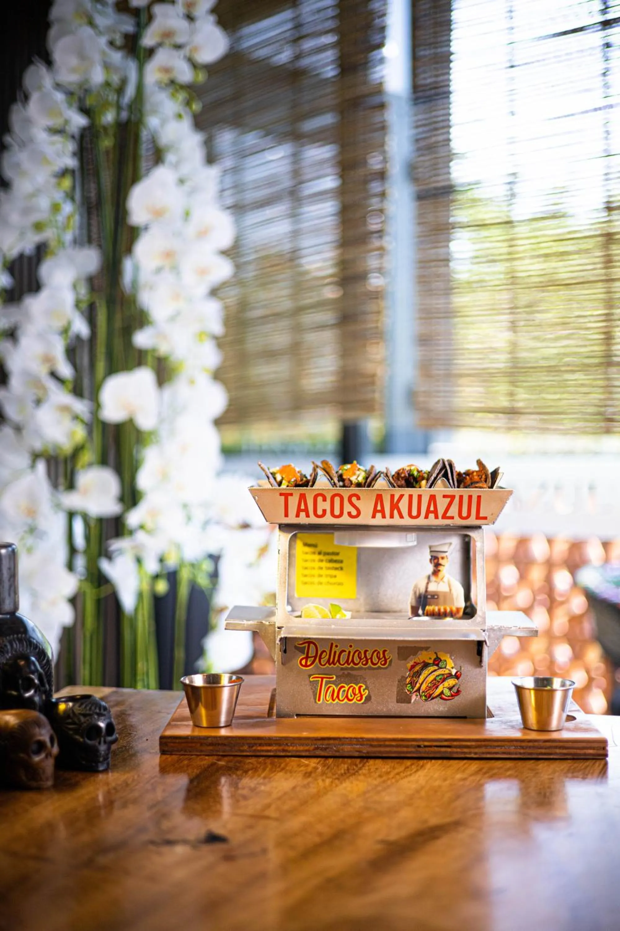 Restaurant/places to eat in Akuazul Resorts Adults Only