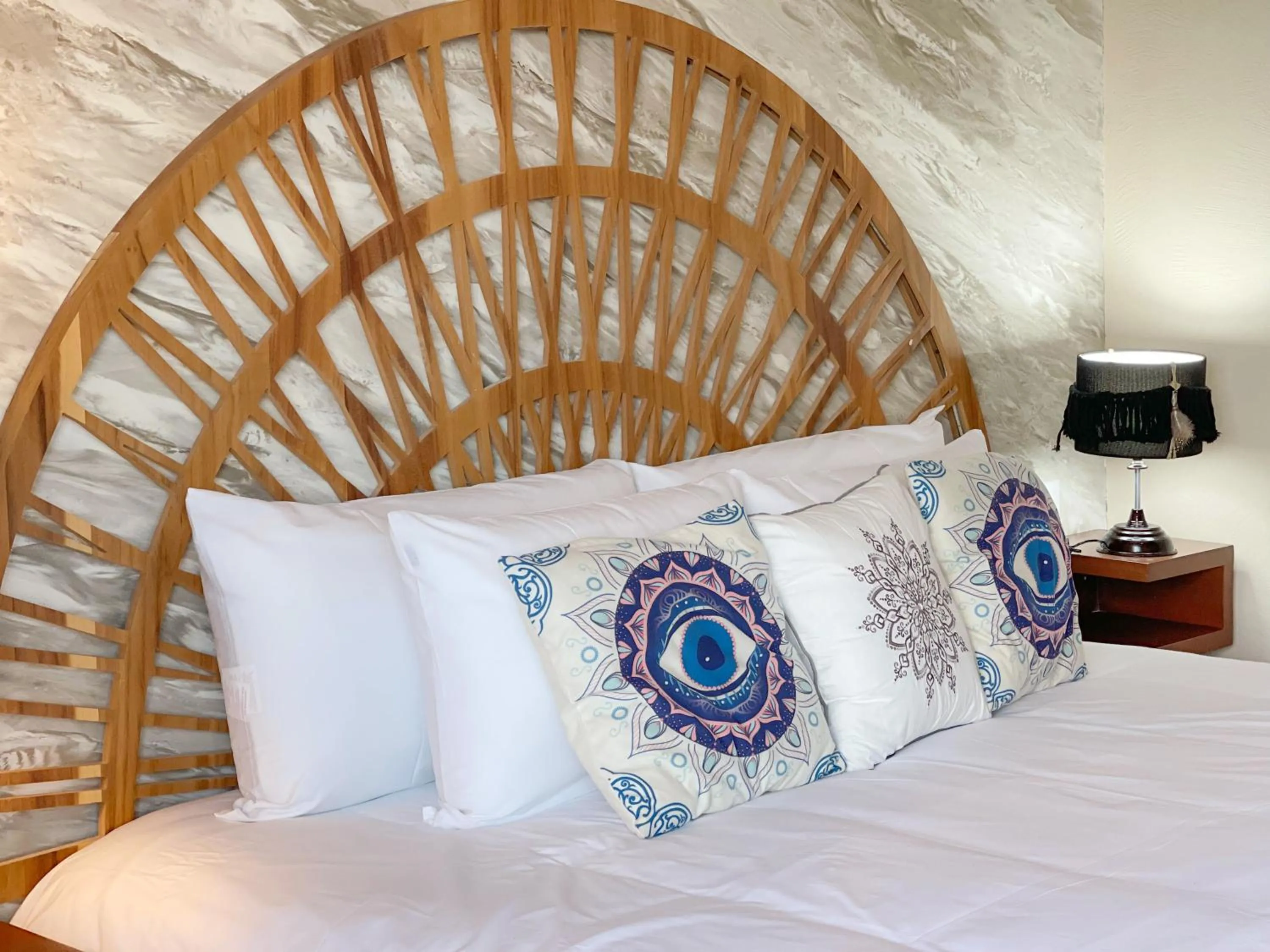 Bed in Akuazul Resorts Adults Only