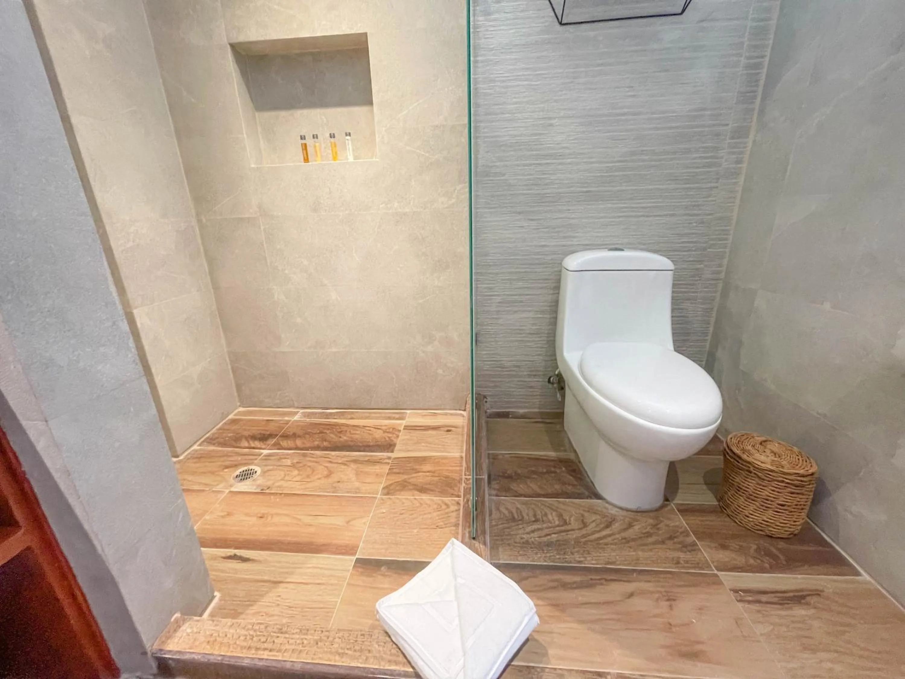 Toilet in Akuazul Resorts Adults Only