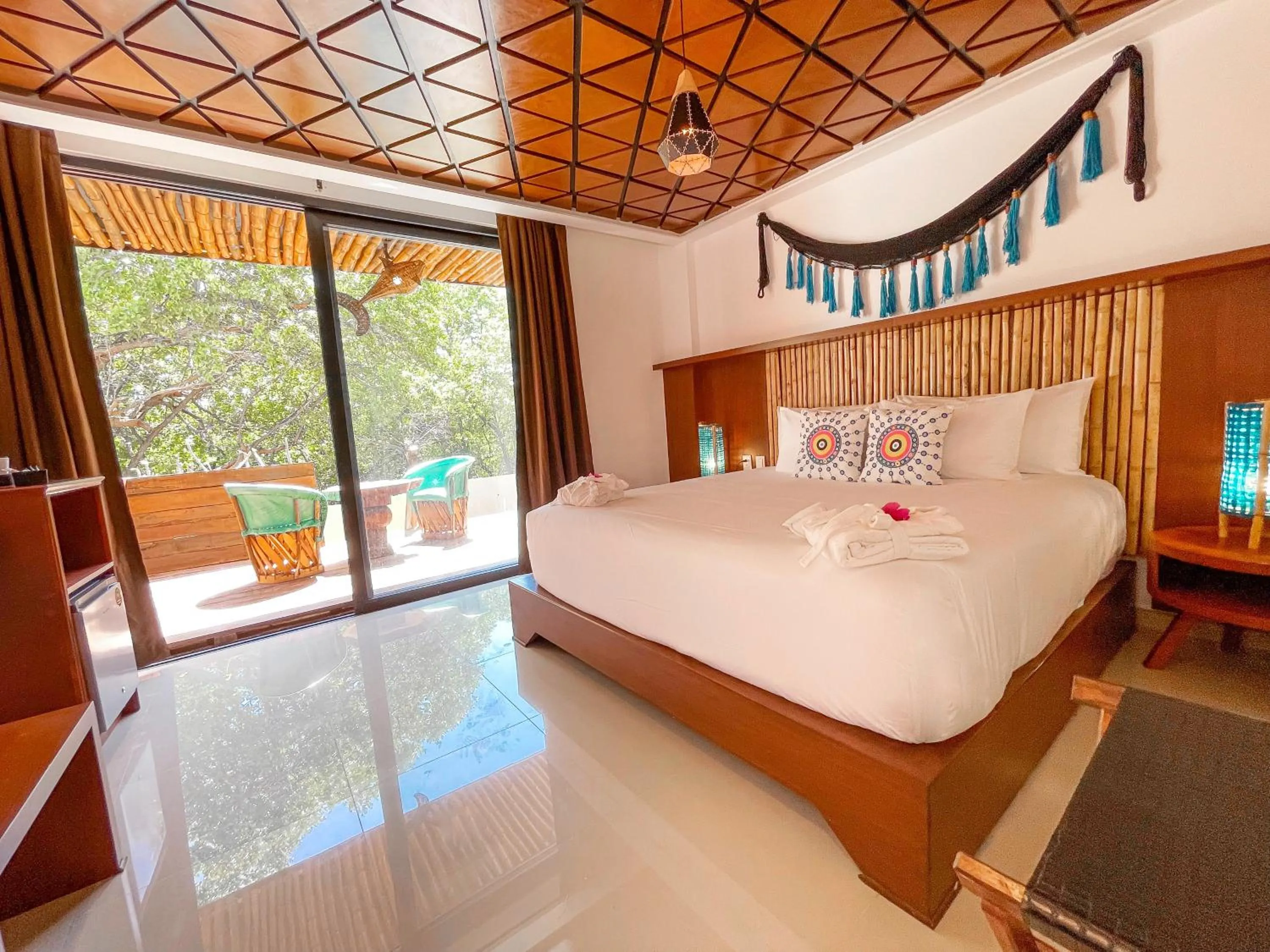 Photo of the whole room, Bed in Akuazul Resorts Adults Only