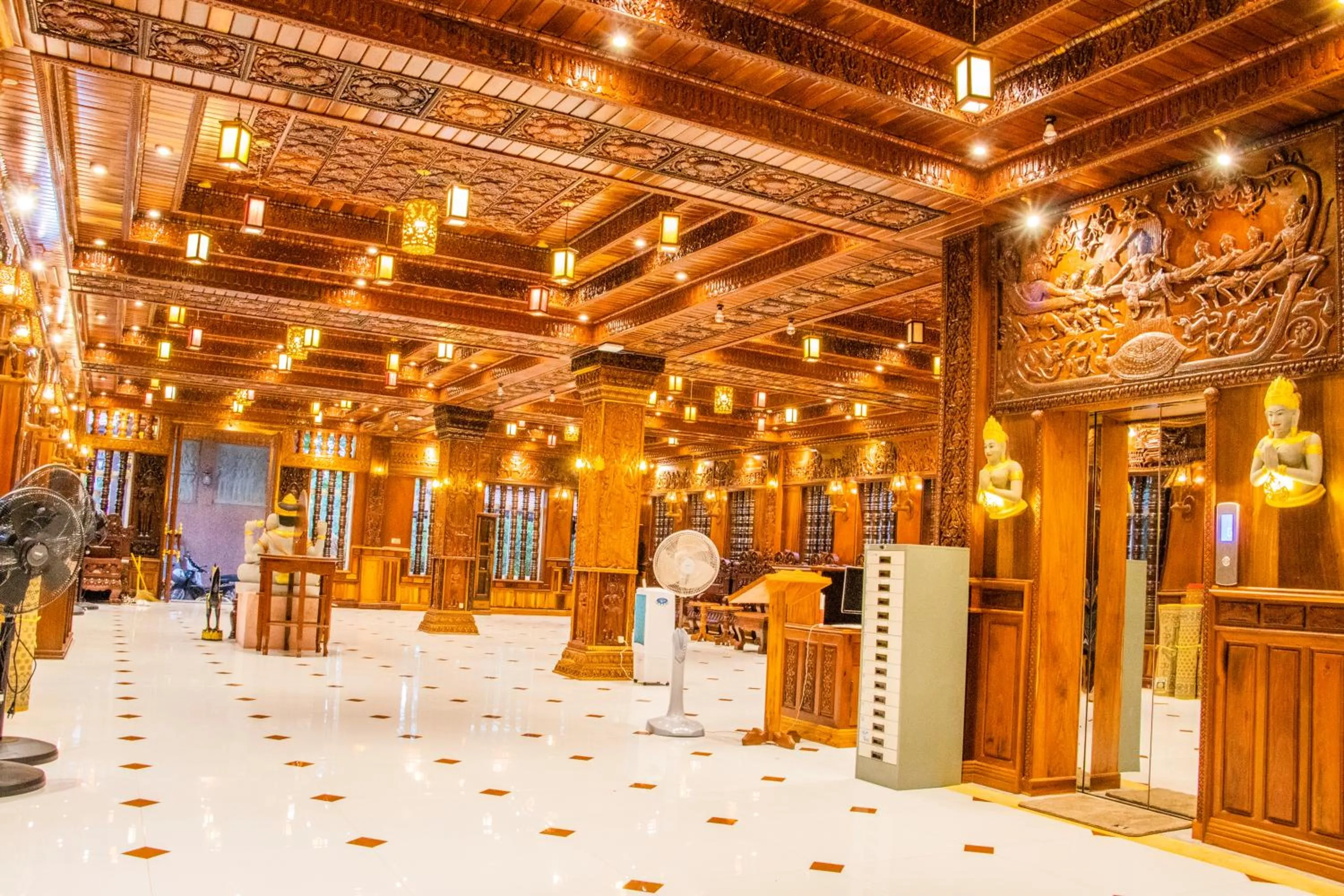 Property building in Puok Hotel