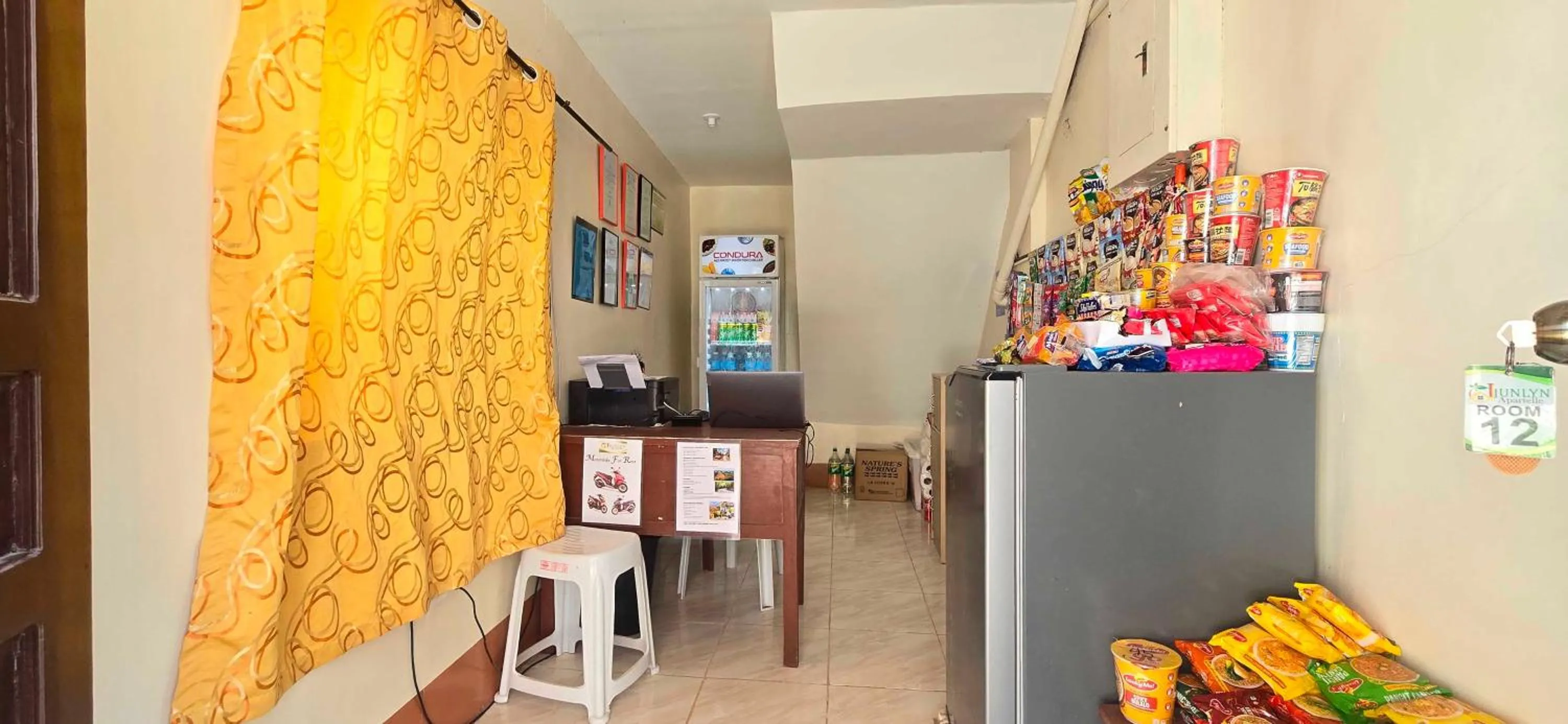 Lobby or reception in OYO 1121 JUNLYN APARTELLE