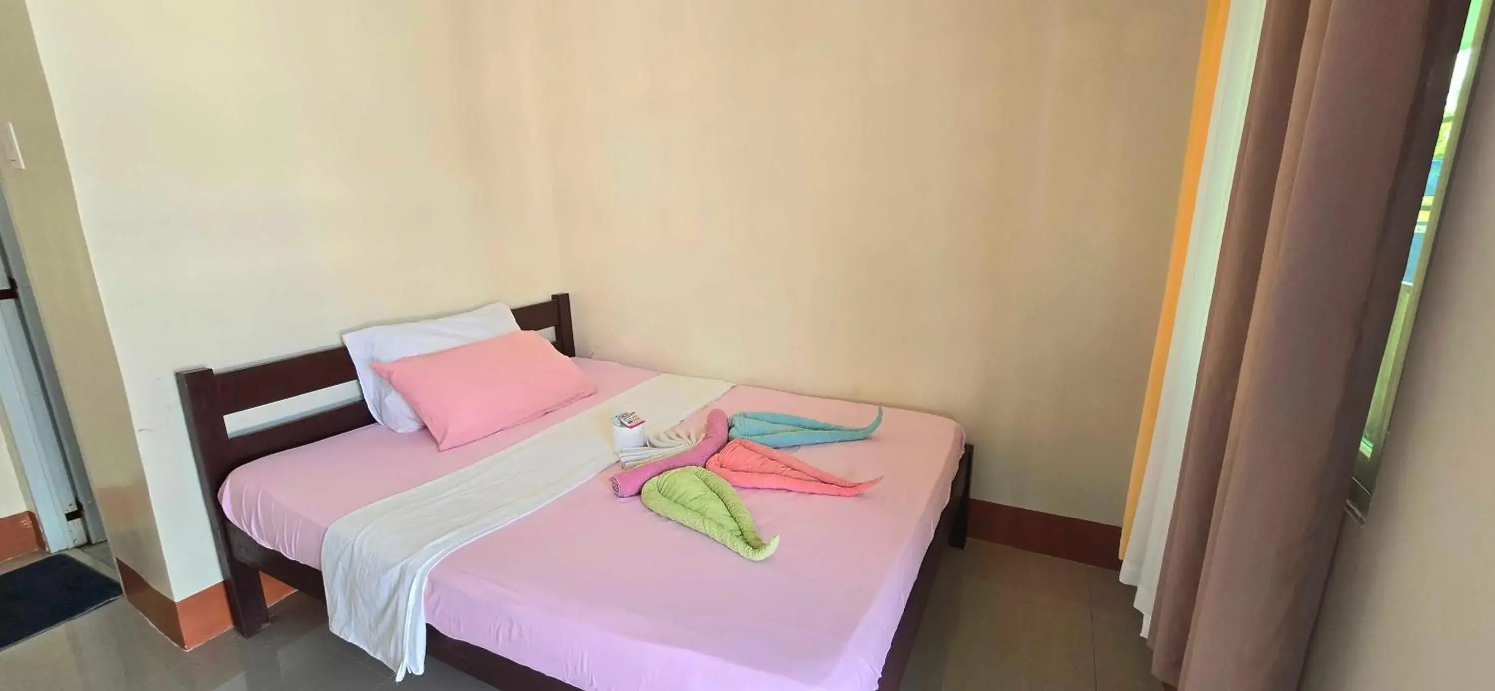 Bedroom, Bed in OYO 1121 JUNLYN APARTELLE Bedroom, Bed in OYO 1121 JUNLYN APARTELLE