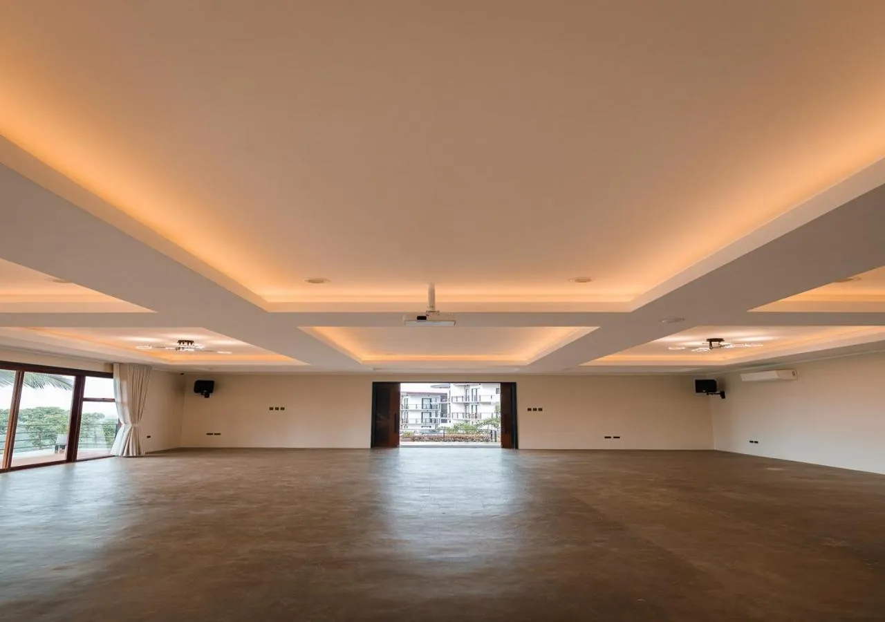 group of guests in Magarra Hotel