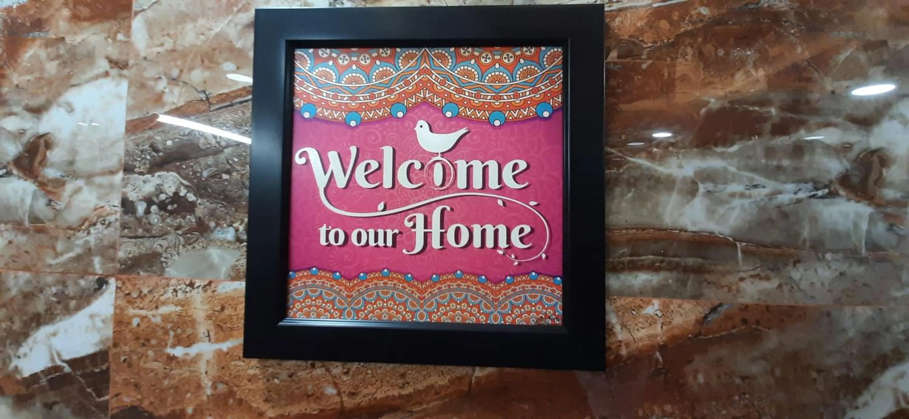 Luxury flat in foreigner areof lajpat nagar with fully equipped kitch