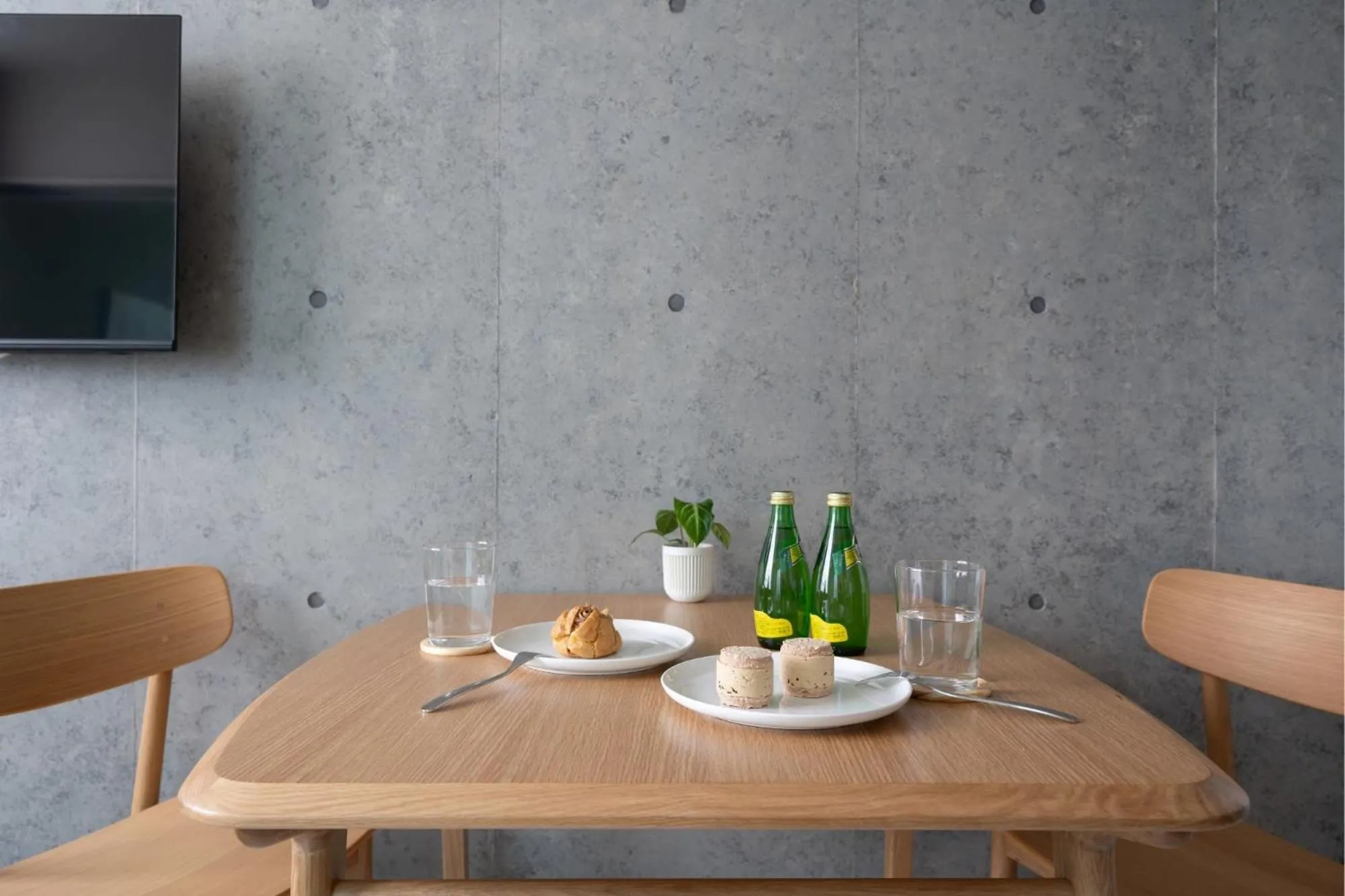 Dining area in MINI HOUSE Tokyo South