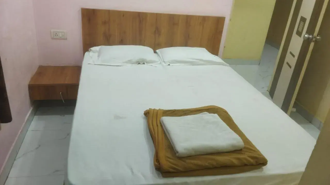 Bed in Mandara Comforts Hotel Bed in Mandara Comforts Hotel