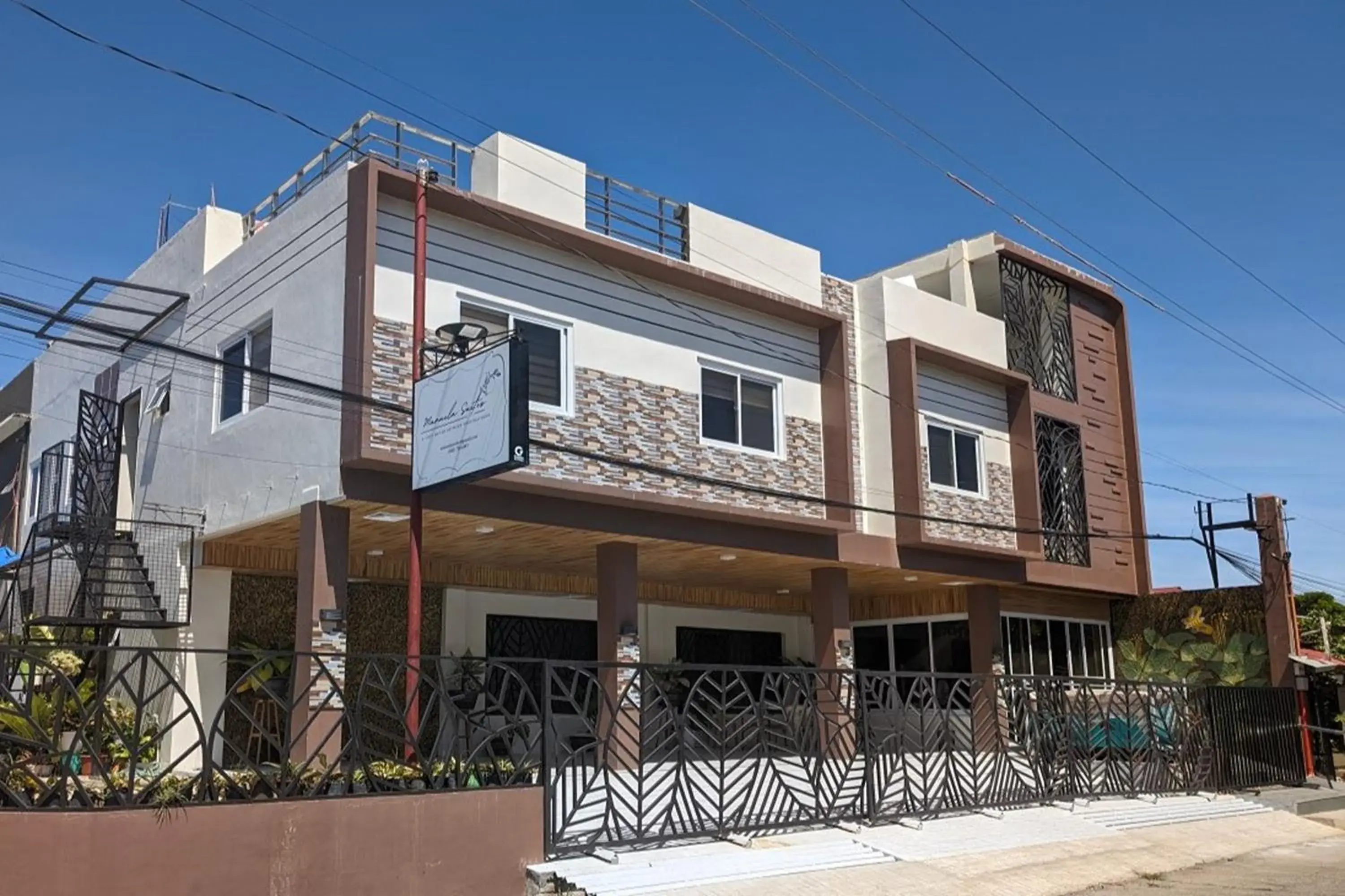 Property building in Manuela Suites Puerto Princesa near Airport Property building in Manuela Suites Puerto Princesa near Airport