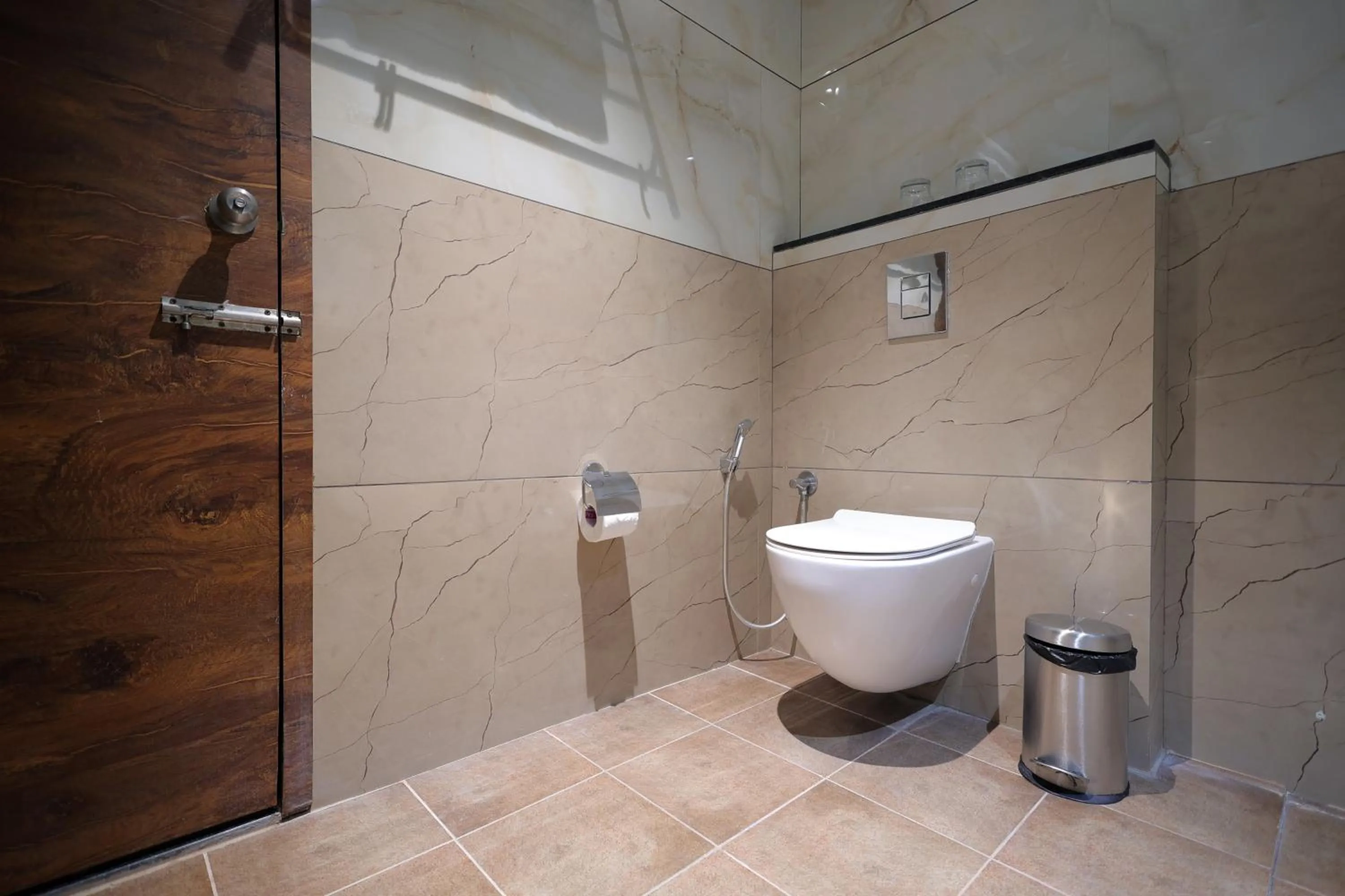 Toilet in Aurum Keys By VYDA