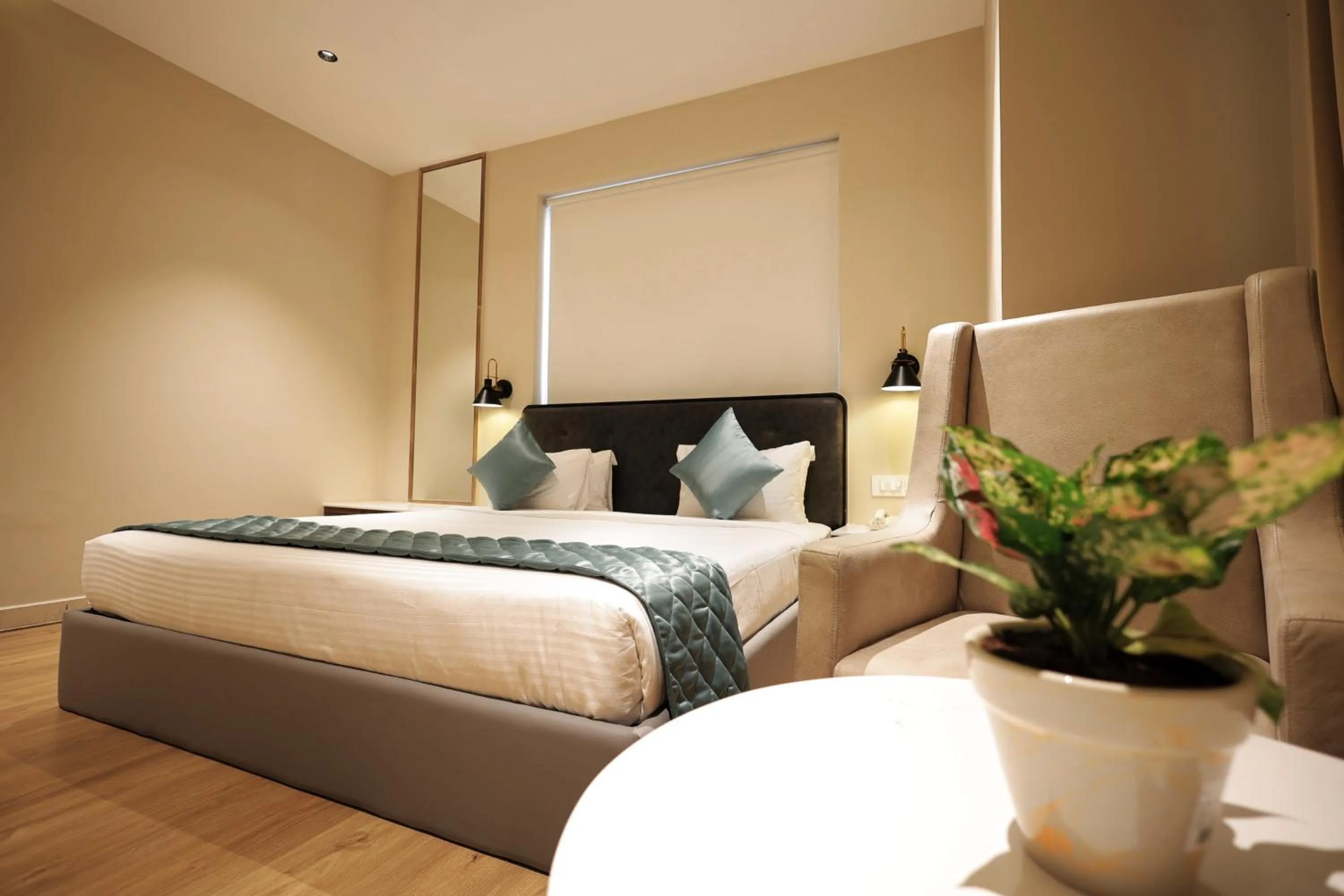 Bed in Aurum Keys By VYDA