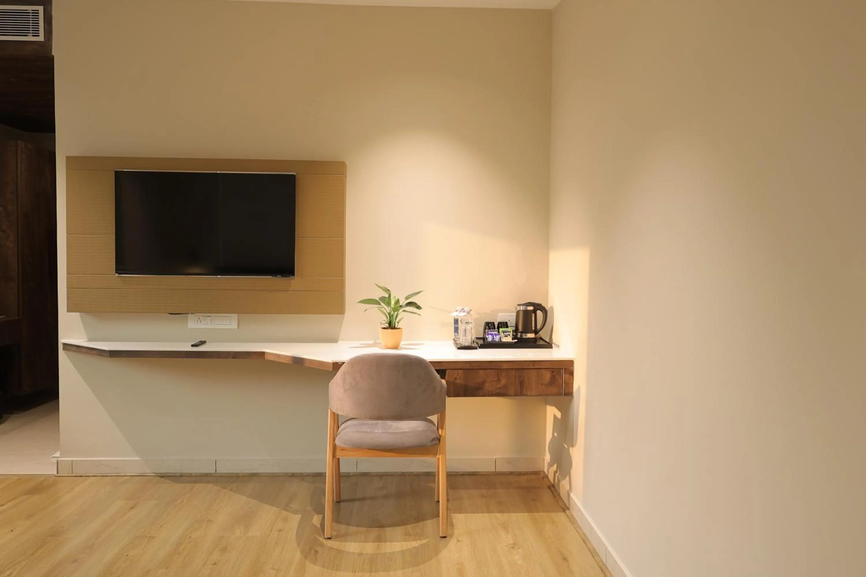 TV and multimedia in Aurum Keys By VYDA