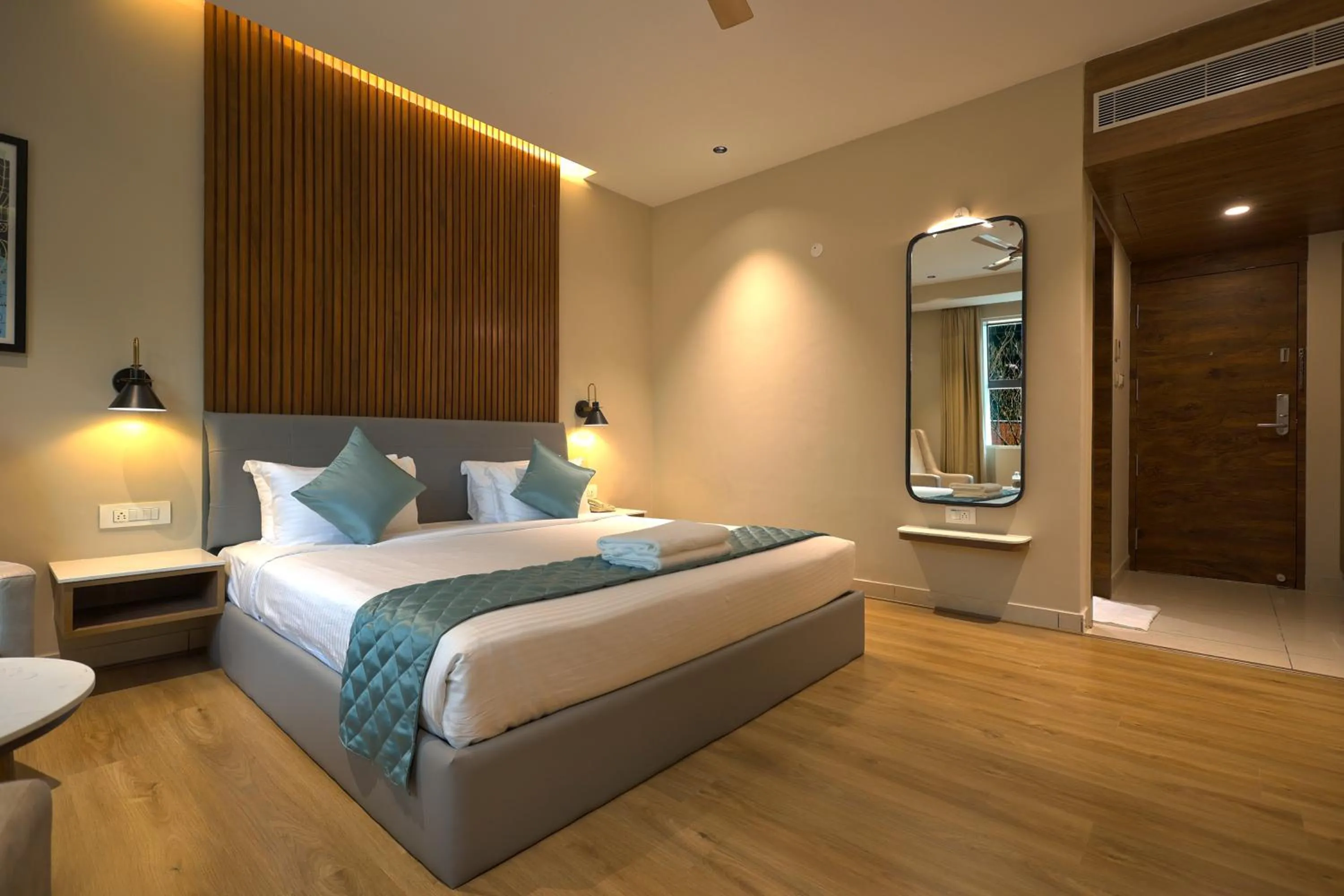 Bed in Aurum Keys By VYDA