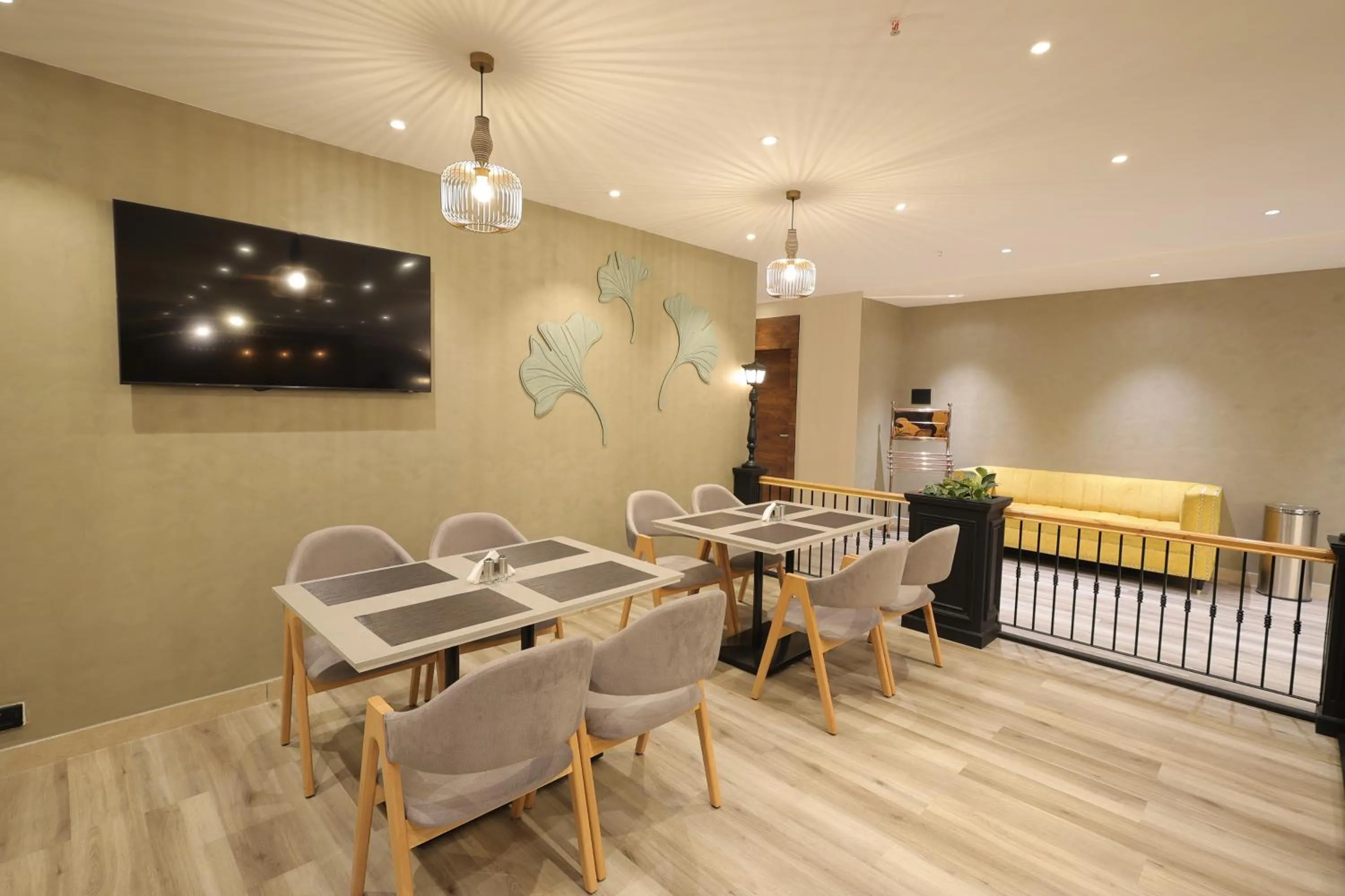 TV and multimedia in Aurum Keys By VYDA