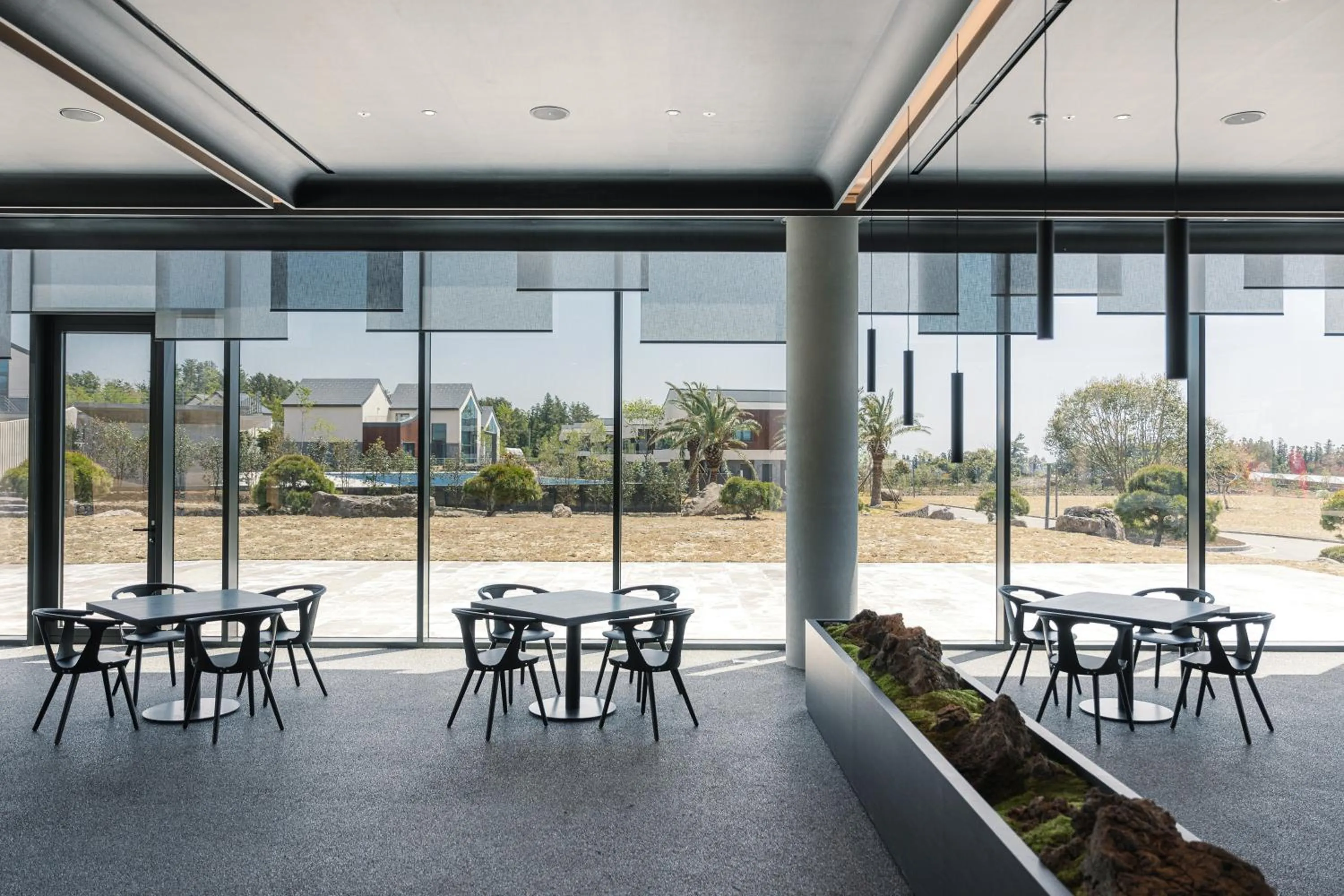 Restaurant/places to eat in Yakmaeul