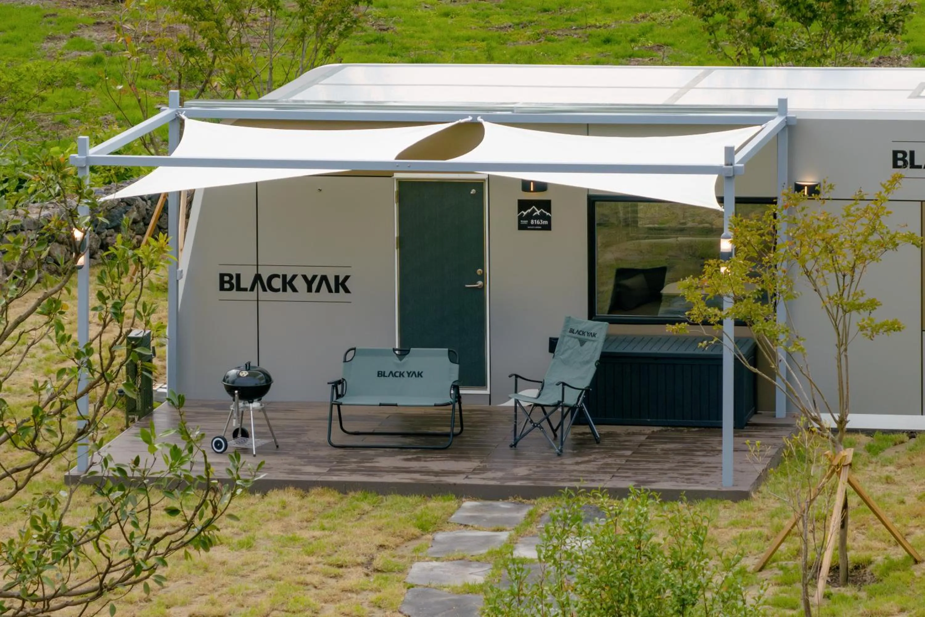 Property building in Yakmaeul