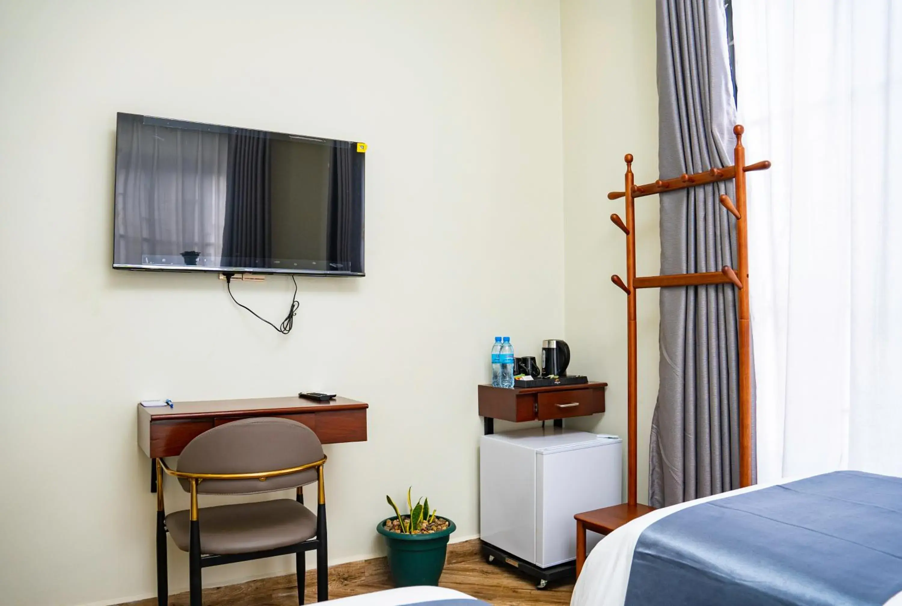 TV and multimedia, Bed in Primeland Hotel TV and multimedia, Bed in Primeland Hotel