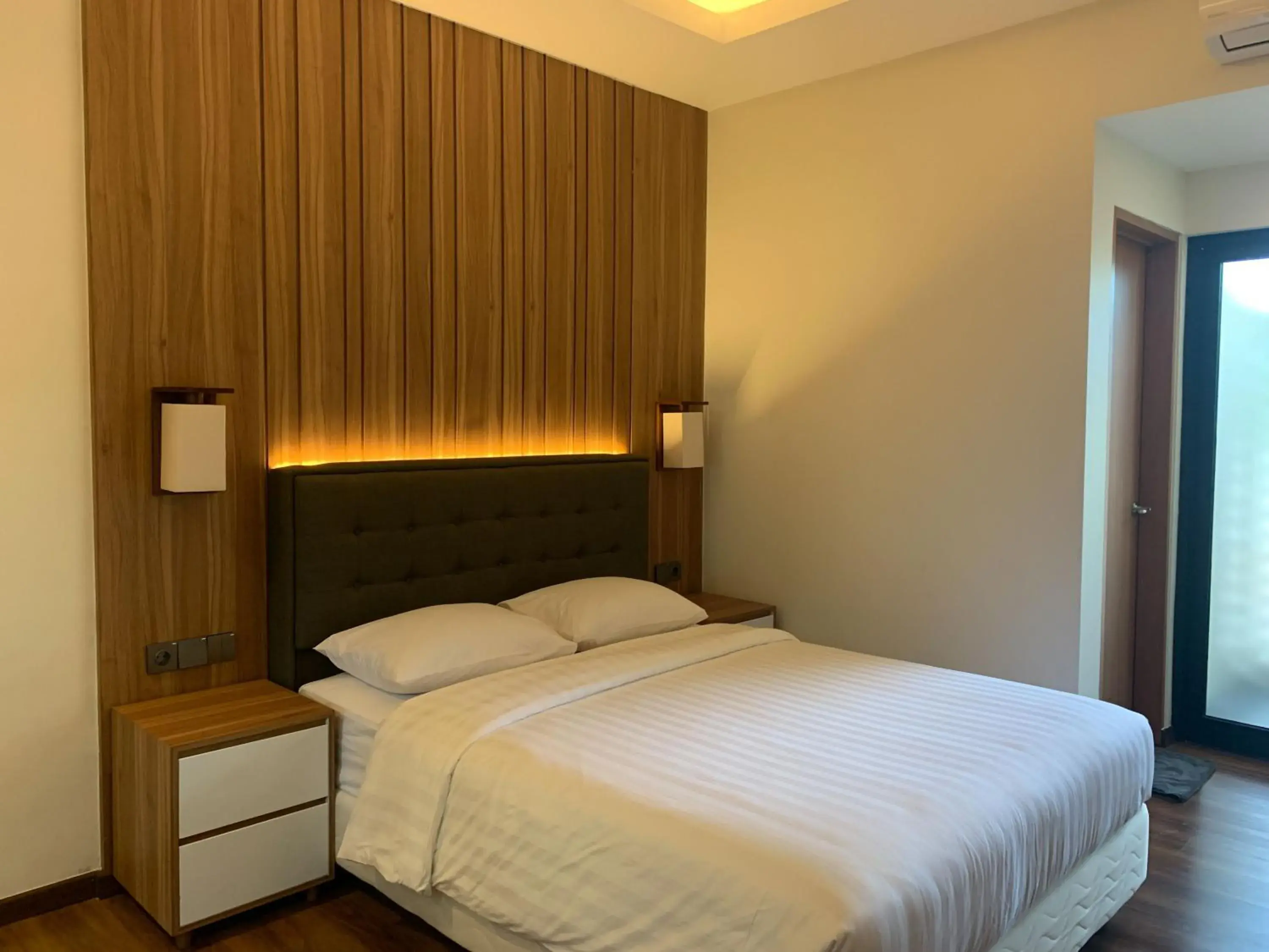 Bed in Urbanview Hotel Nardis Living near UMY Bed in Urbanview Hotel Nardis Living near UMY