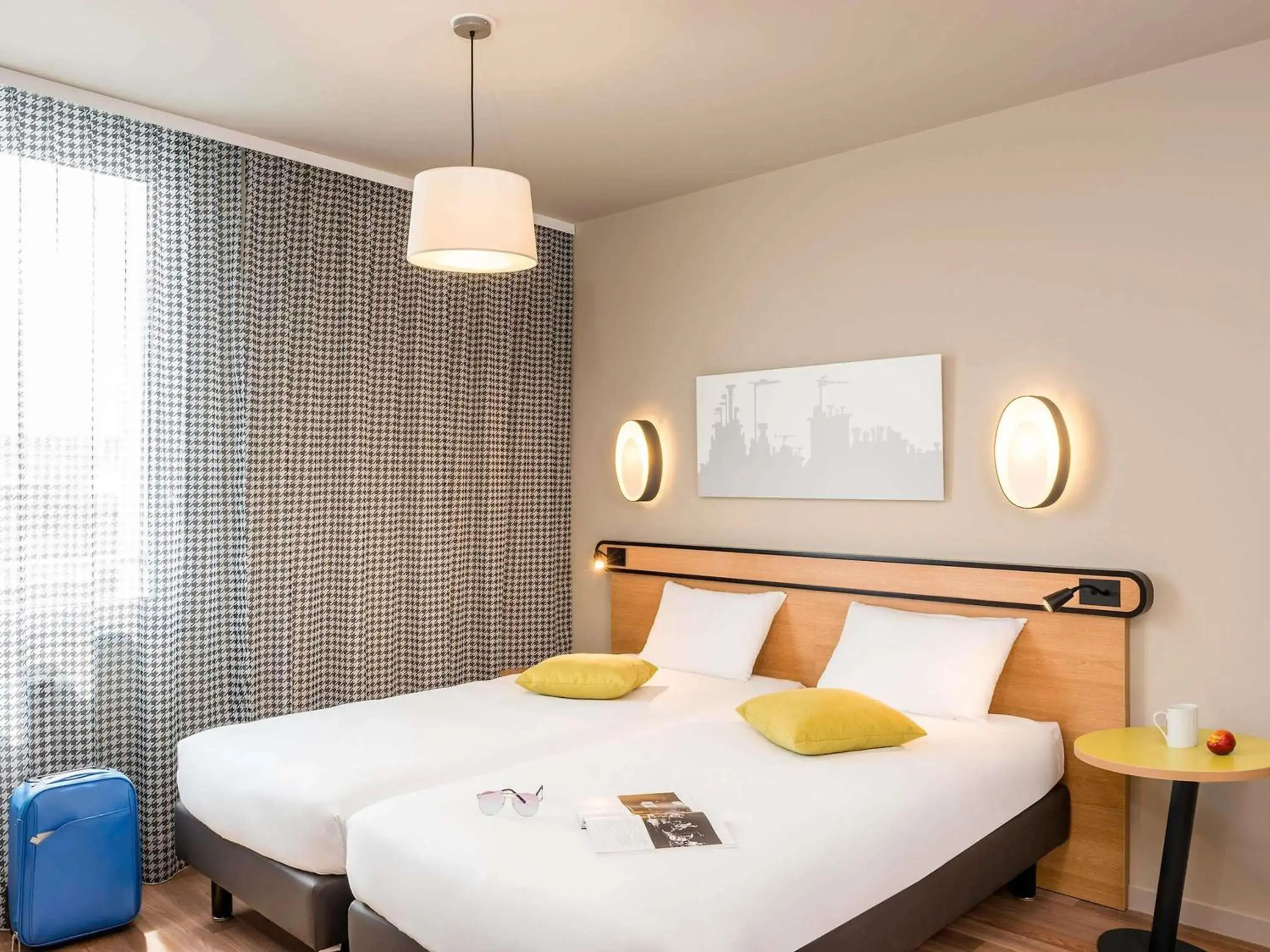 Property building, Bed in Aparthotel Adagio Access Paris Massy Gare Property building, Bed in Aparthotel Adagio Access Paris Massy Gare