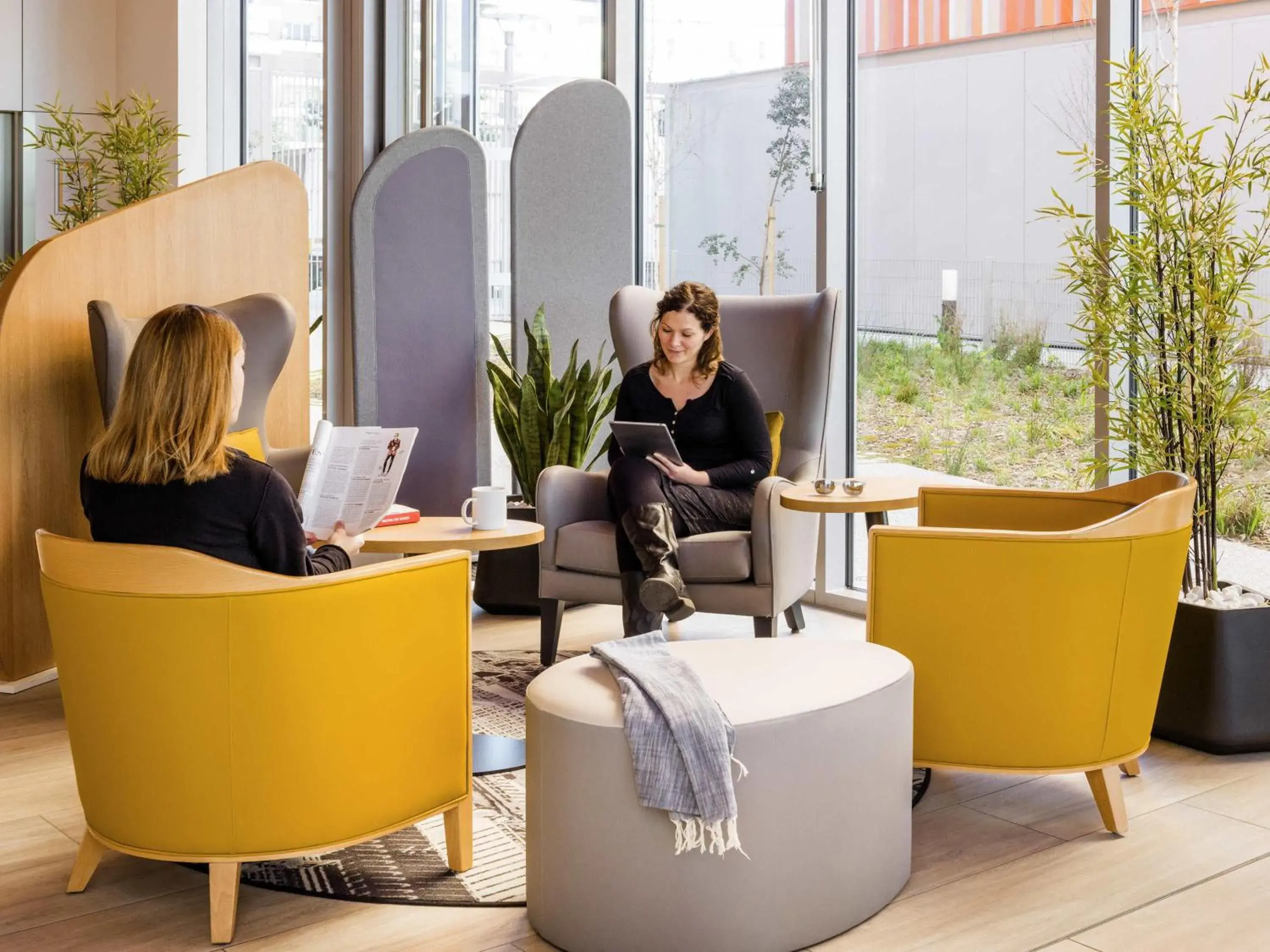 Property building in Aparthotel Adagio Access Paris Massy Gare Property building in Aparthotel Adagio Access Paris Massy Gare