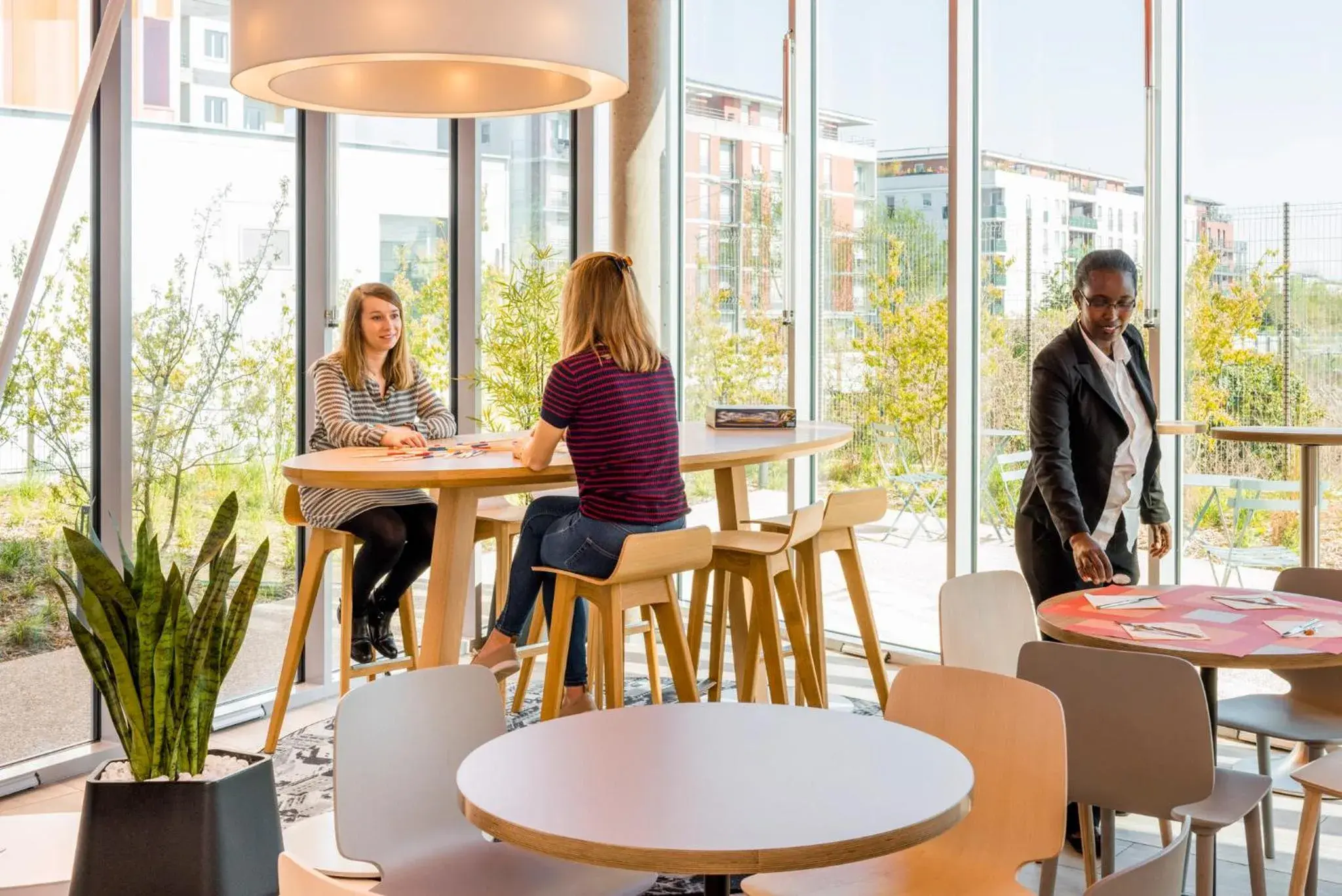 Lobby or reception in Aparthotel Adagio Access Paris Massy Gare Lobby or reception in Aparthotel Adagio Access Paris Massy Gare