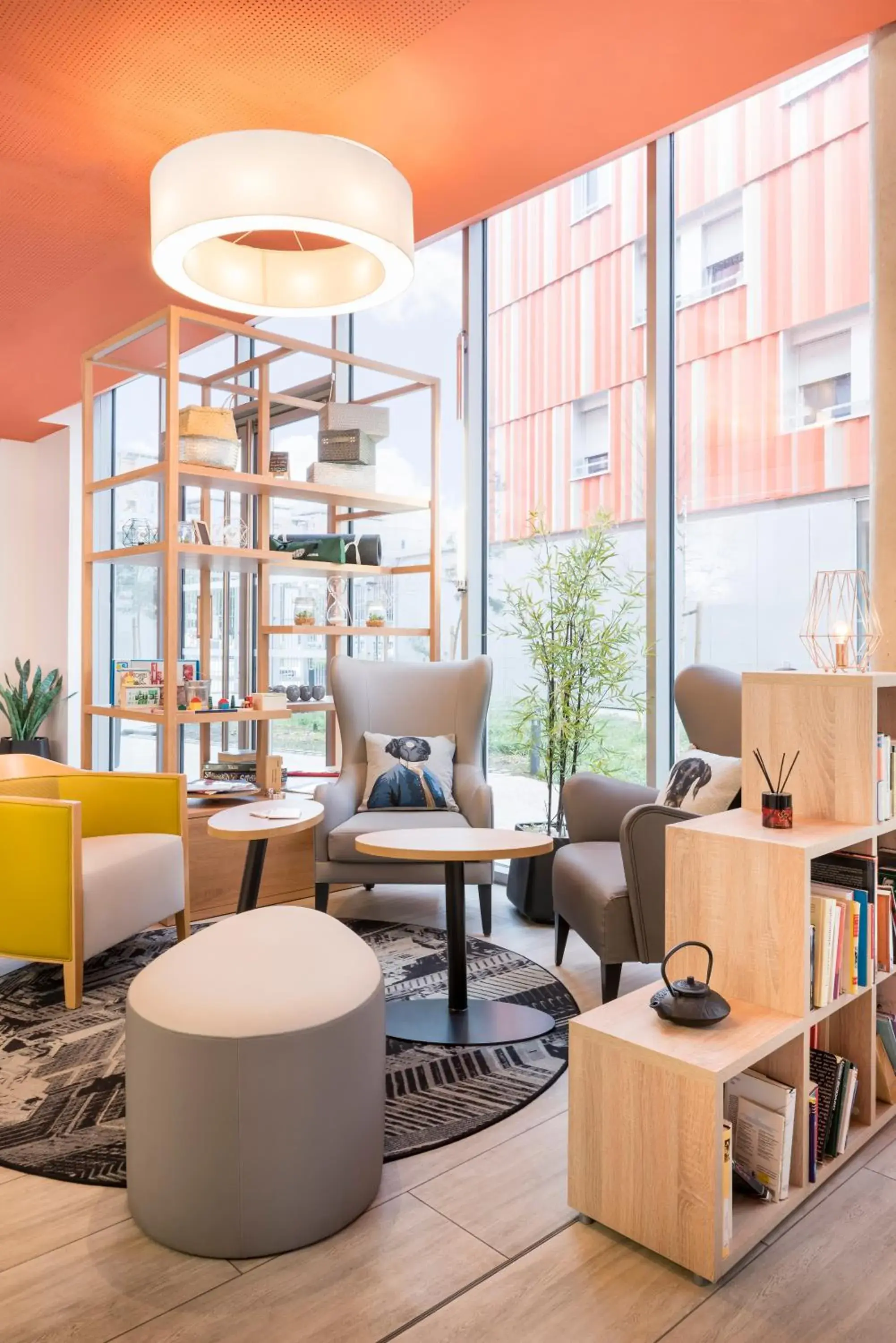 Lobby or reception in Aparthotel Adagio Access Paris Massy Gare Lobby or reception in Aparthotel Adagio Access Paris Massy Gare