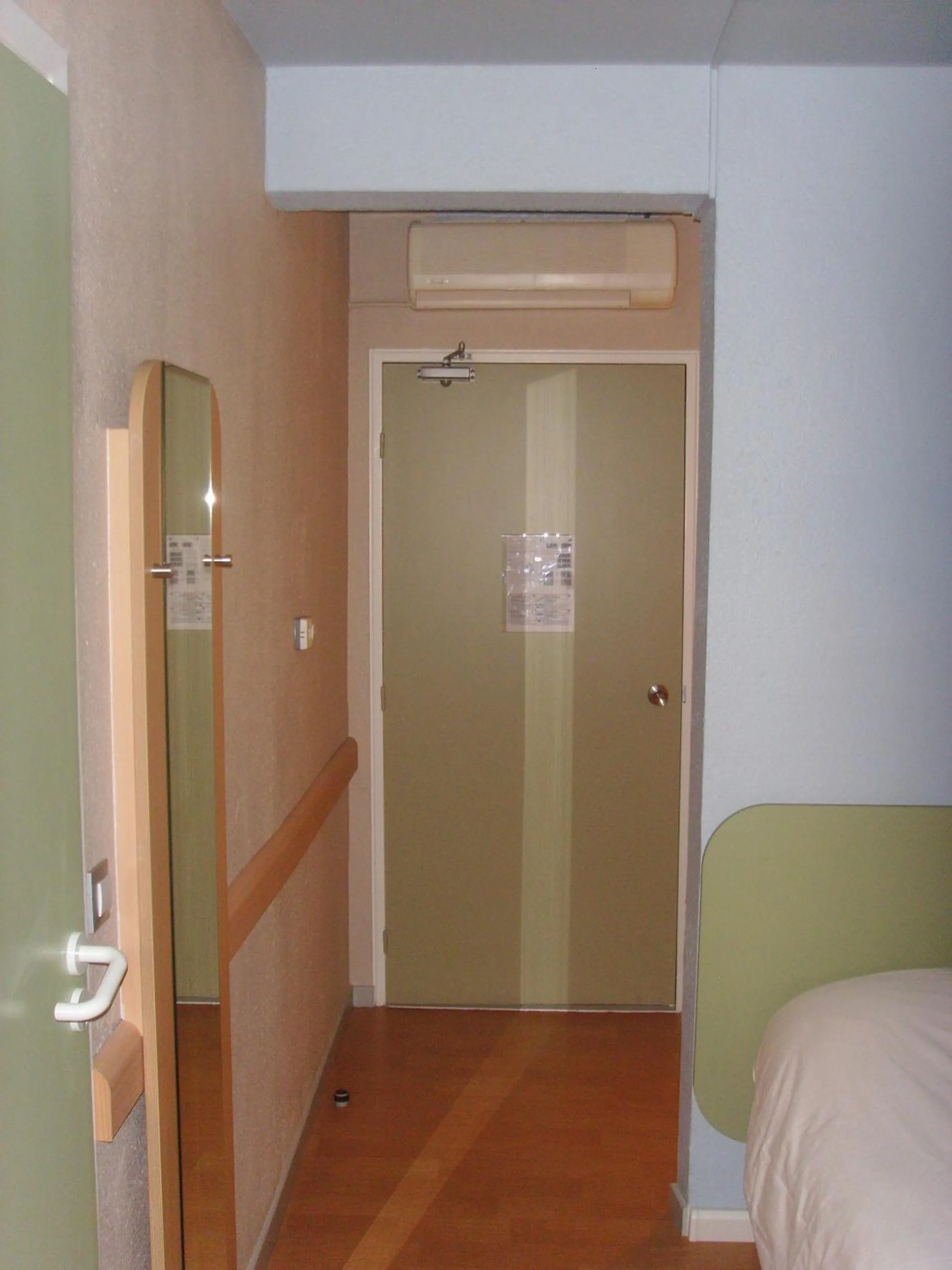 Bedroom in ibis budget L'Isle Adam