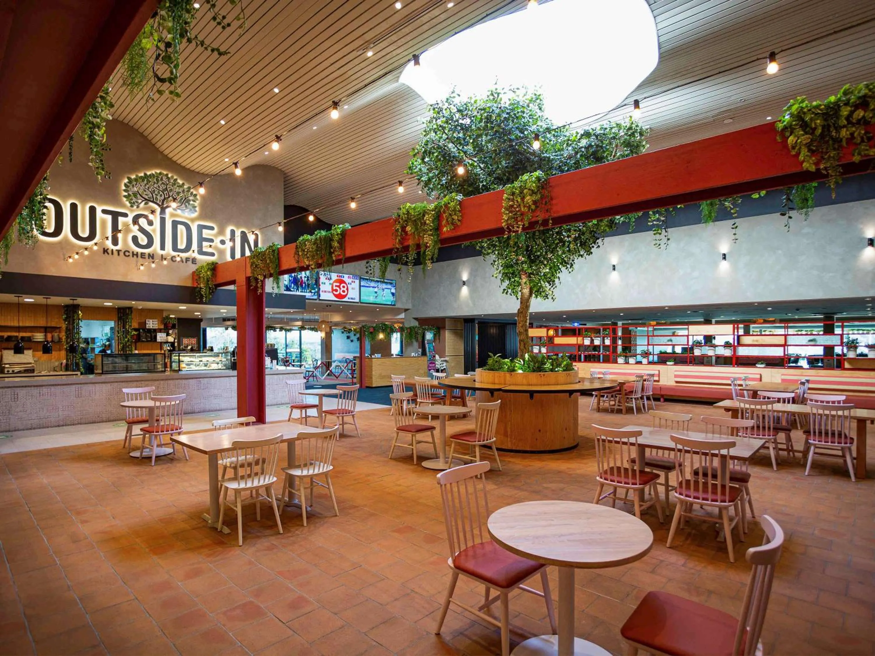 Restaurant/places to eat in Ibis Styles The Entrance