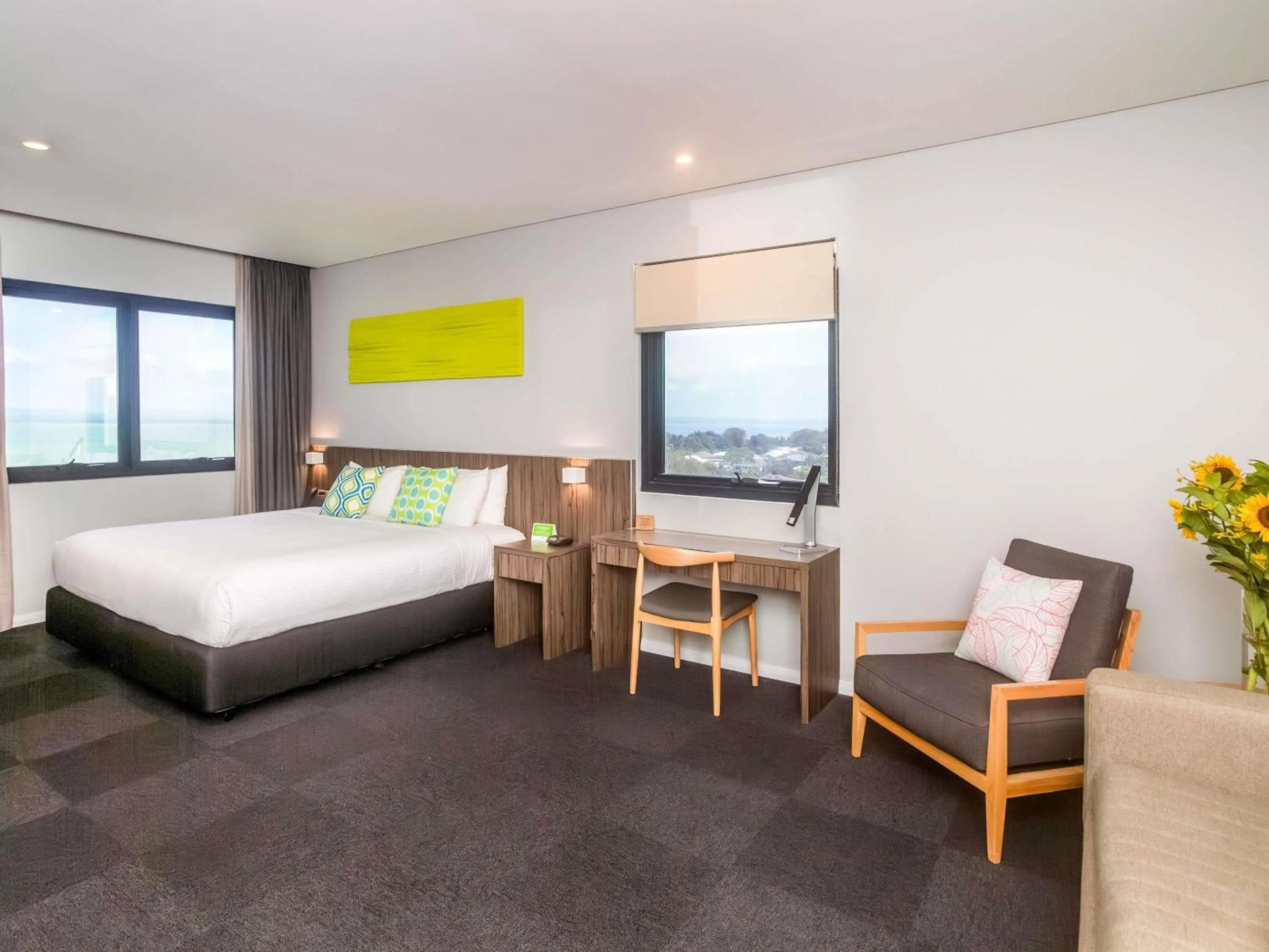 Bedroom, Bed in Ibis Styles The Entrance