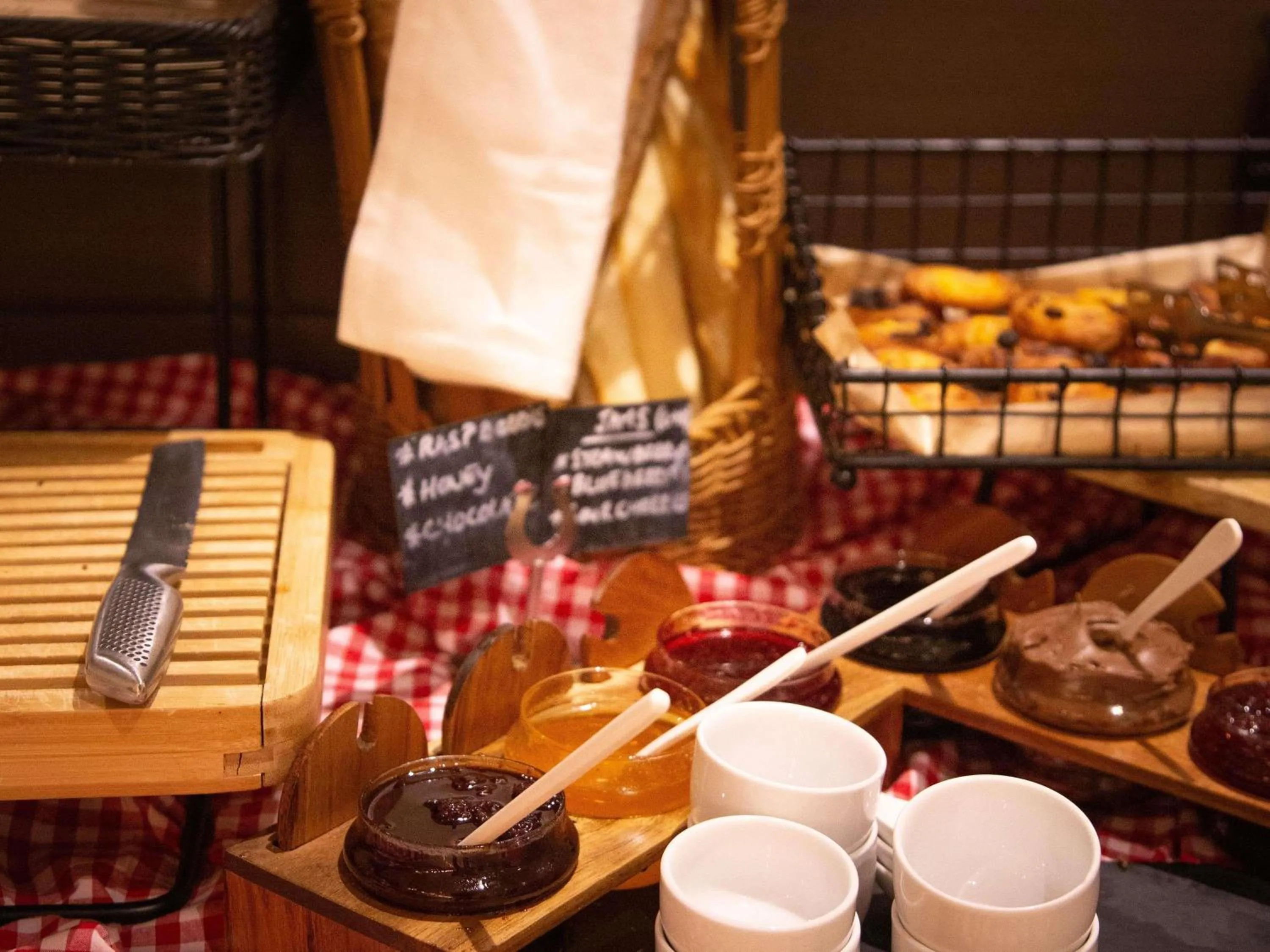 Breakfast in Mercure Bucharest City Center